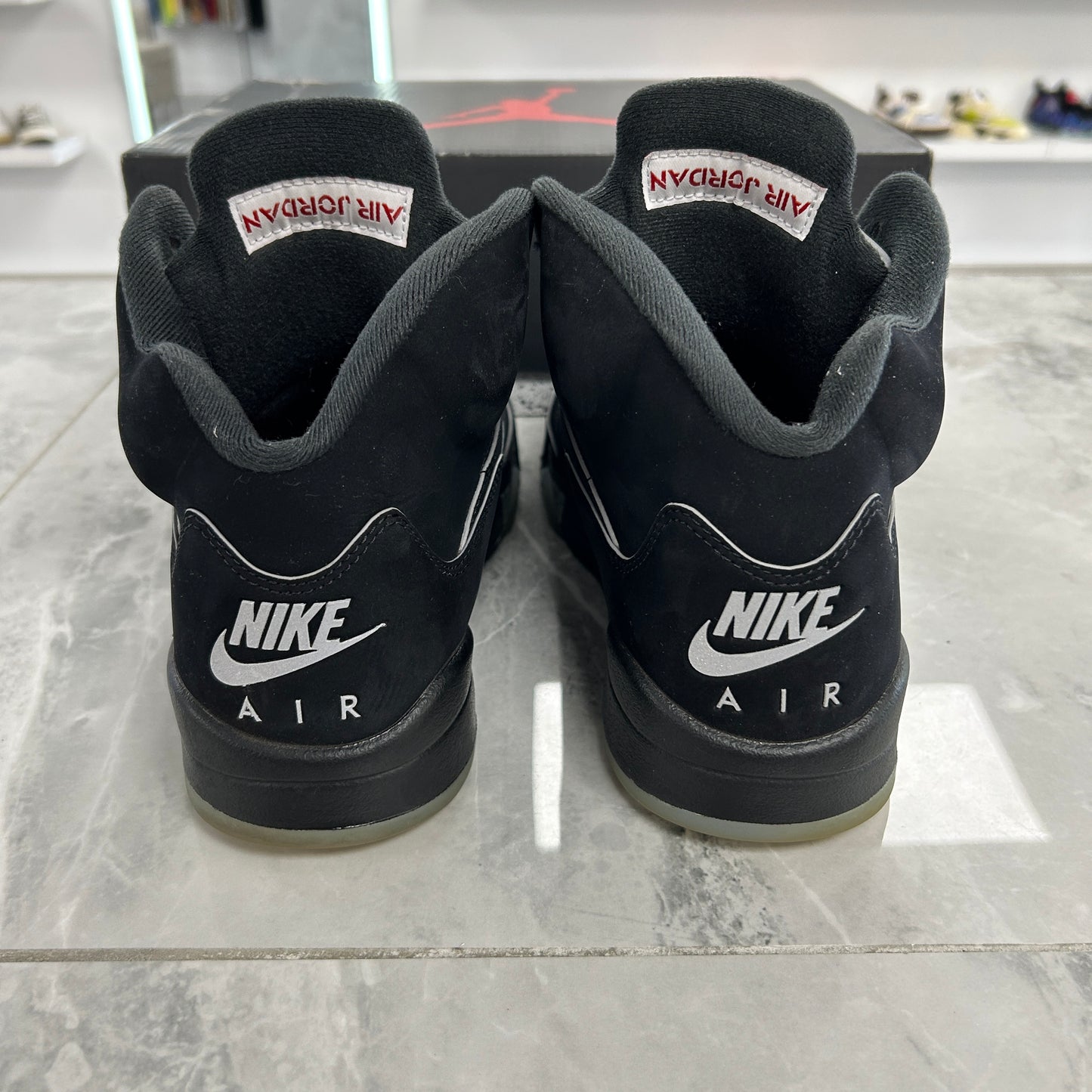 Air Jordan 5 Retro OG Black
Metallic Reimagined (USED)