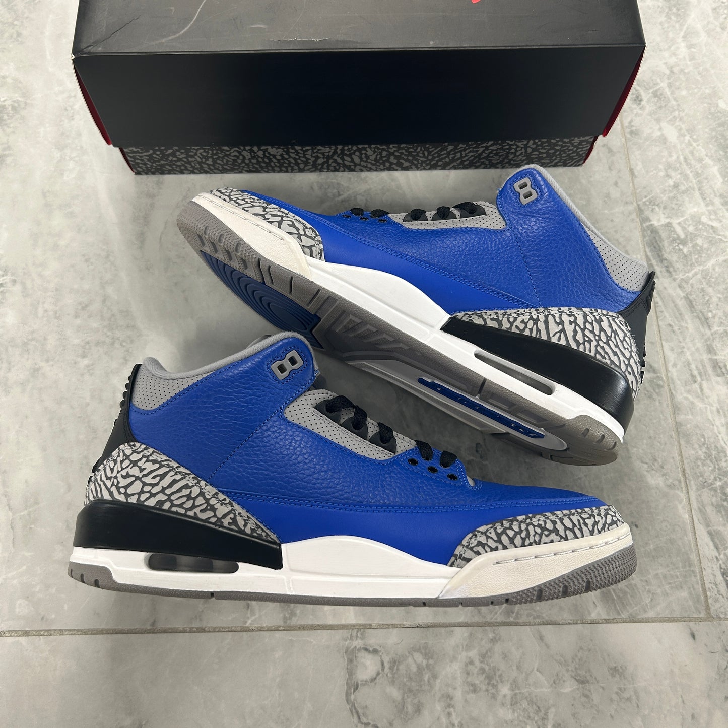 Air Jordan 3 Retro Varsity Royal (USED)