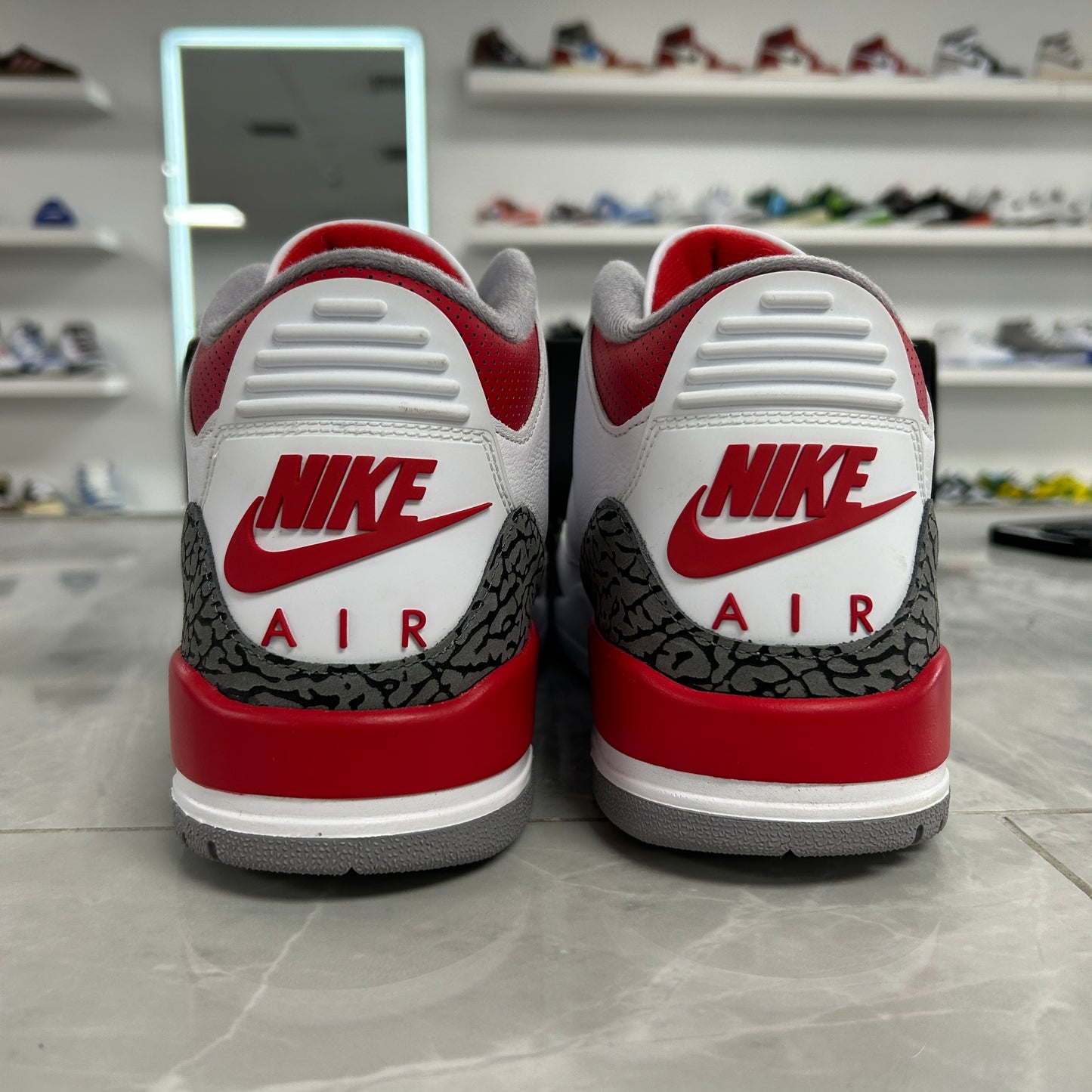 Air Jordan 3 Retro Fire Red 2022 (Used)