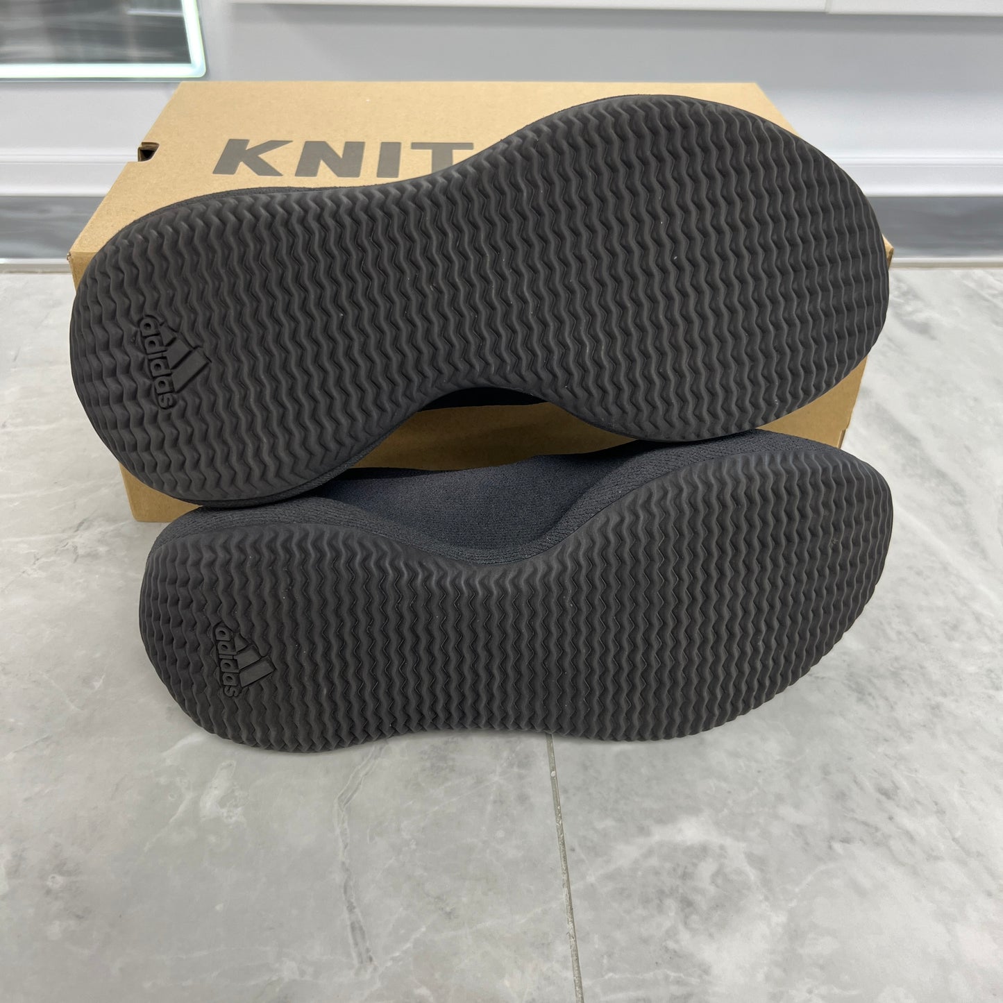 Adidas Yeezy Knit RNR Fade Onyx (Used)