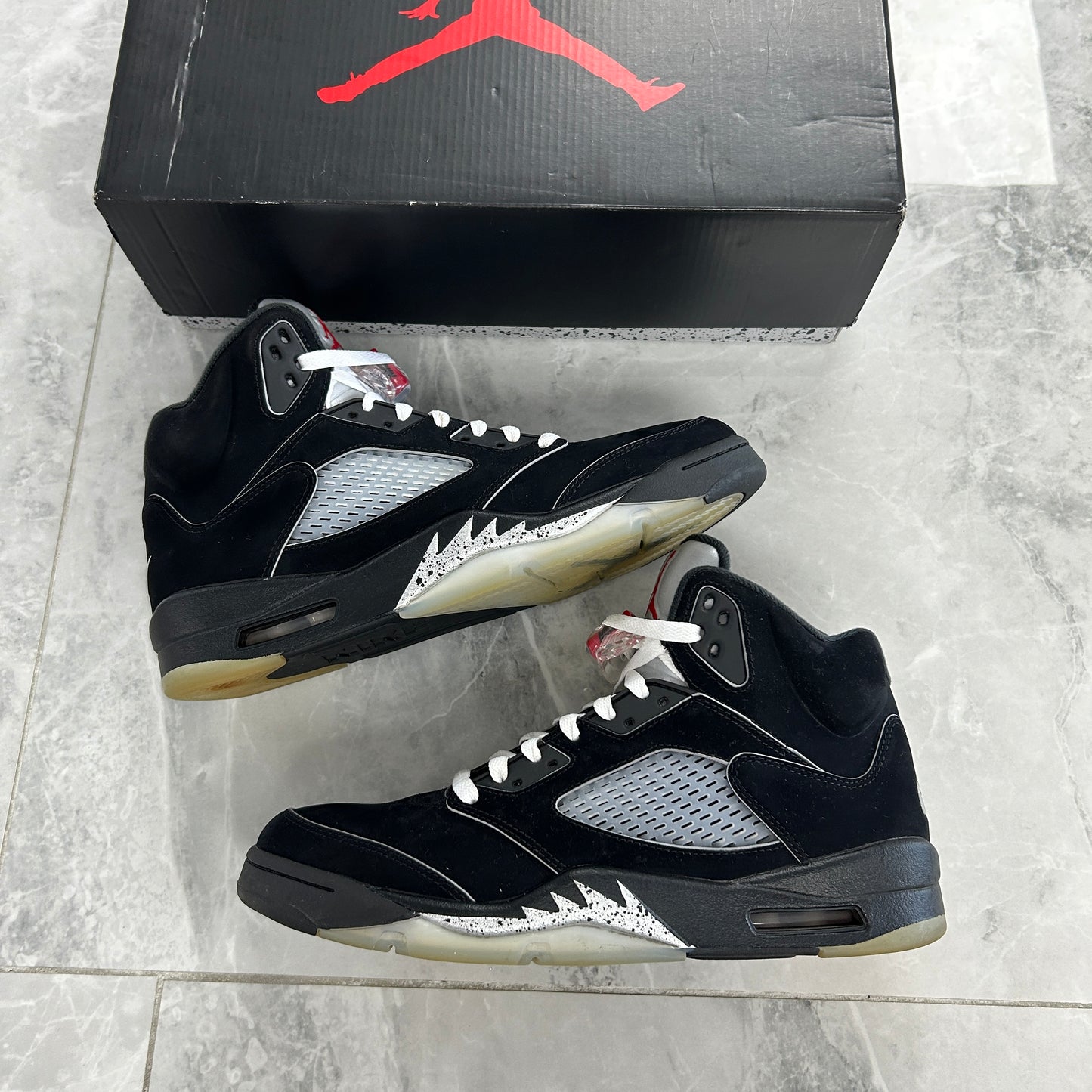 Air Jordan 5 Retro OG Black
Metallic Reimagined (USED)