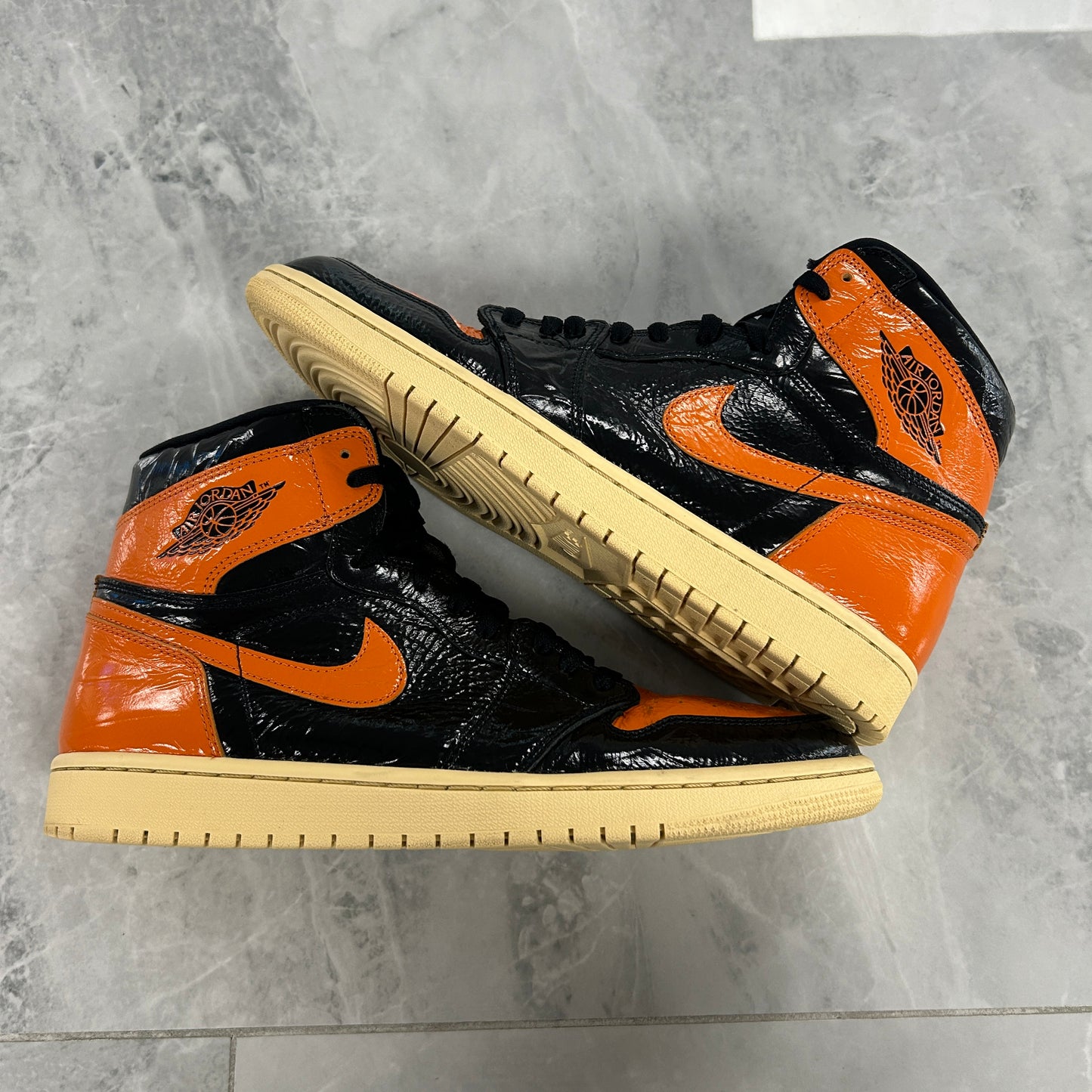 Air Jordan 1 Retro High OG Shattered Backboard 3.0 (Used)(No Box)