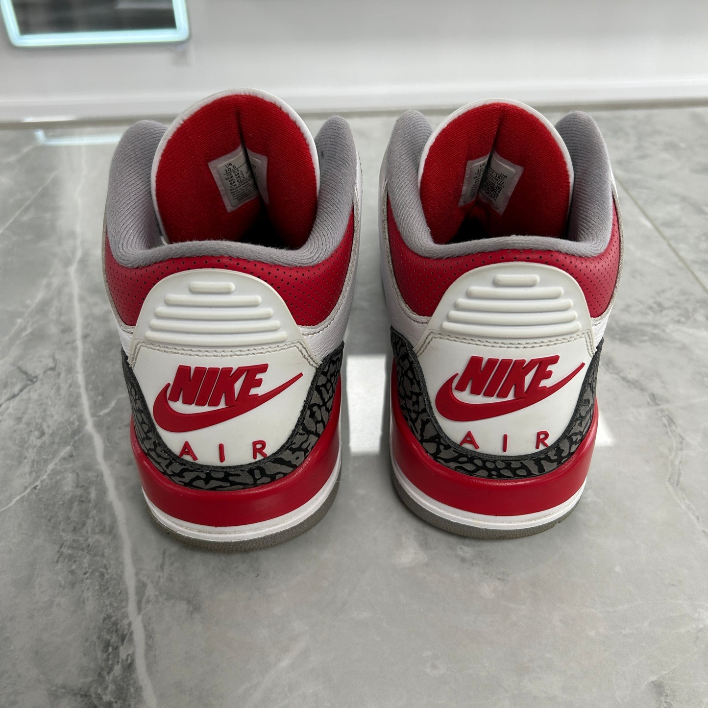 Jordan 3 Retro Fire Red (2022)(Used)(No Box)