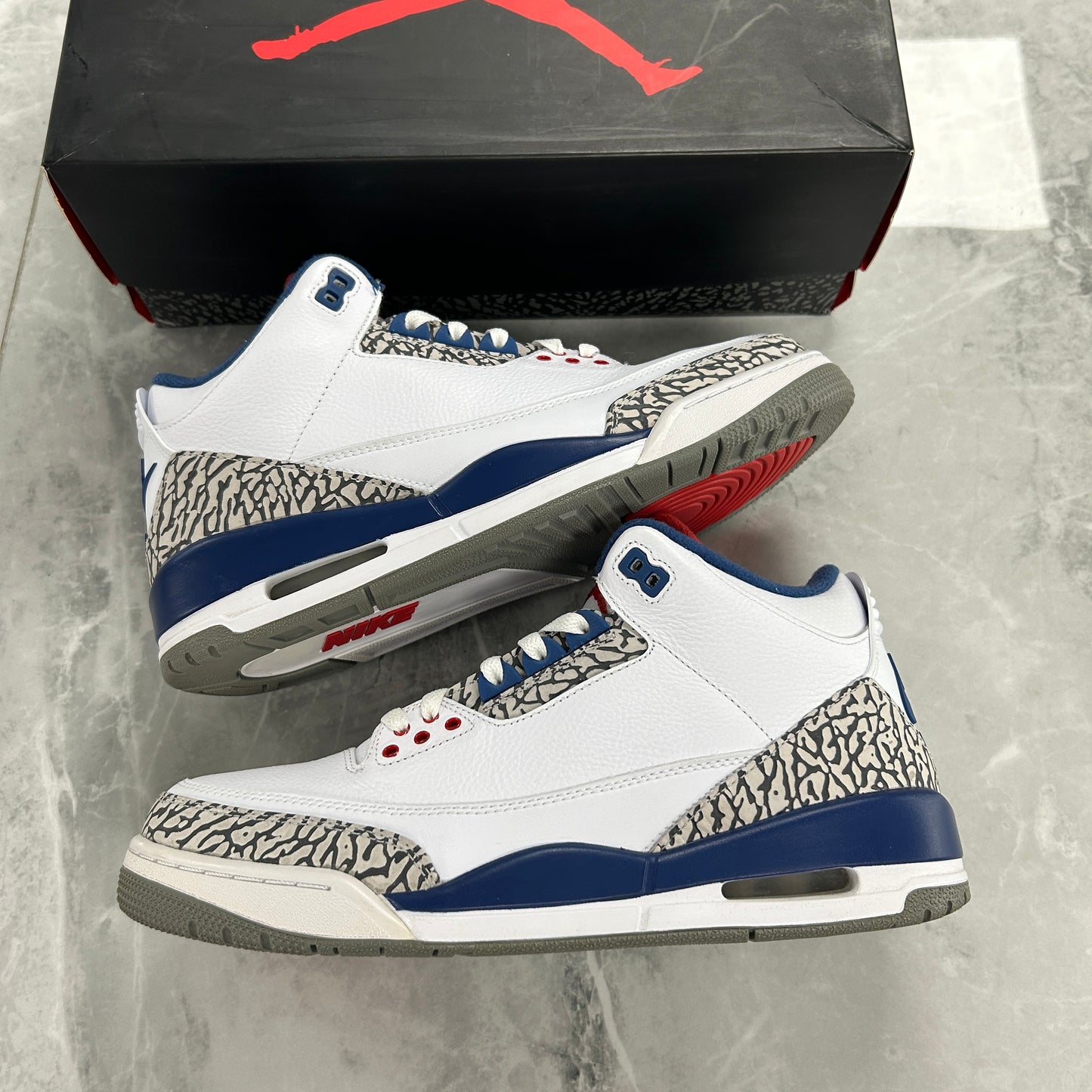 Air Jordan 3 Retro OG True Blue 2016 (USED)