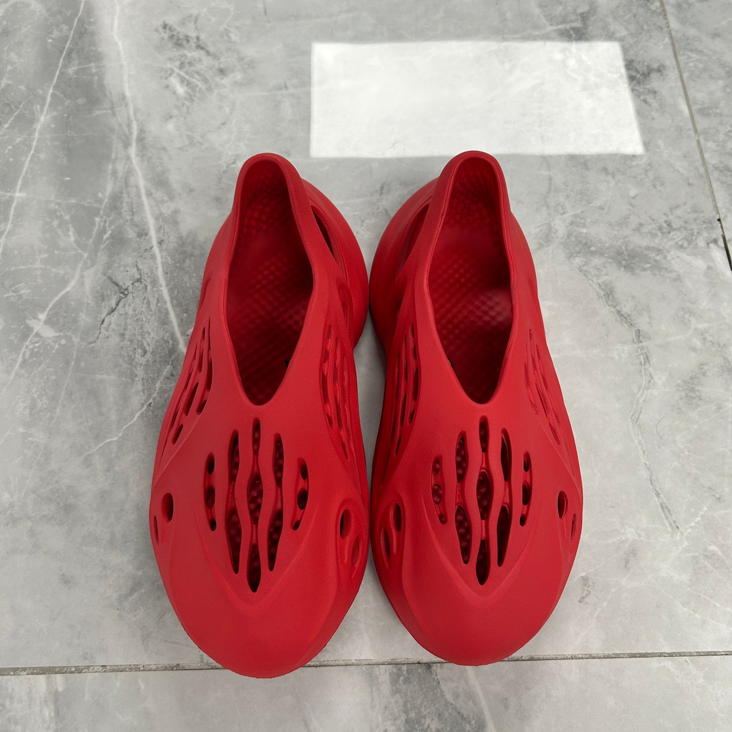 Yeezy Foam Runner Vermilion (Used)(No Box)