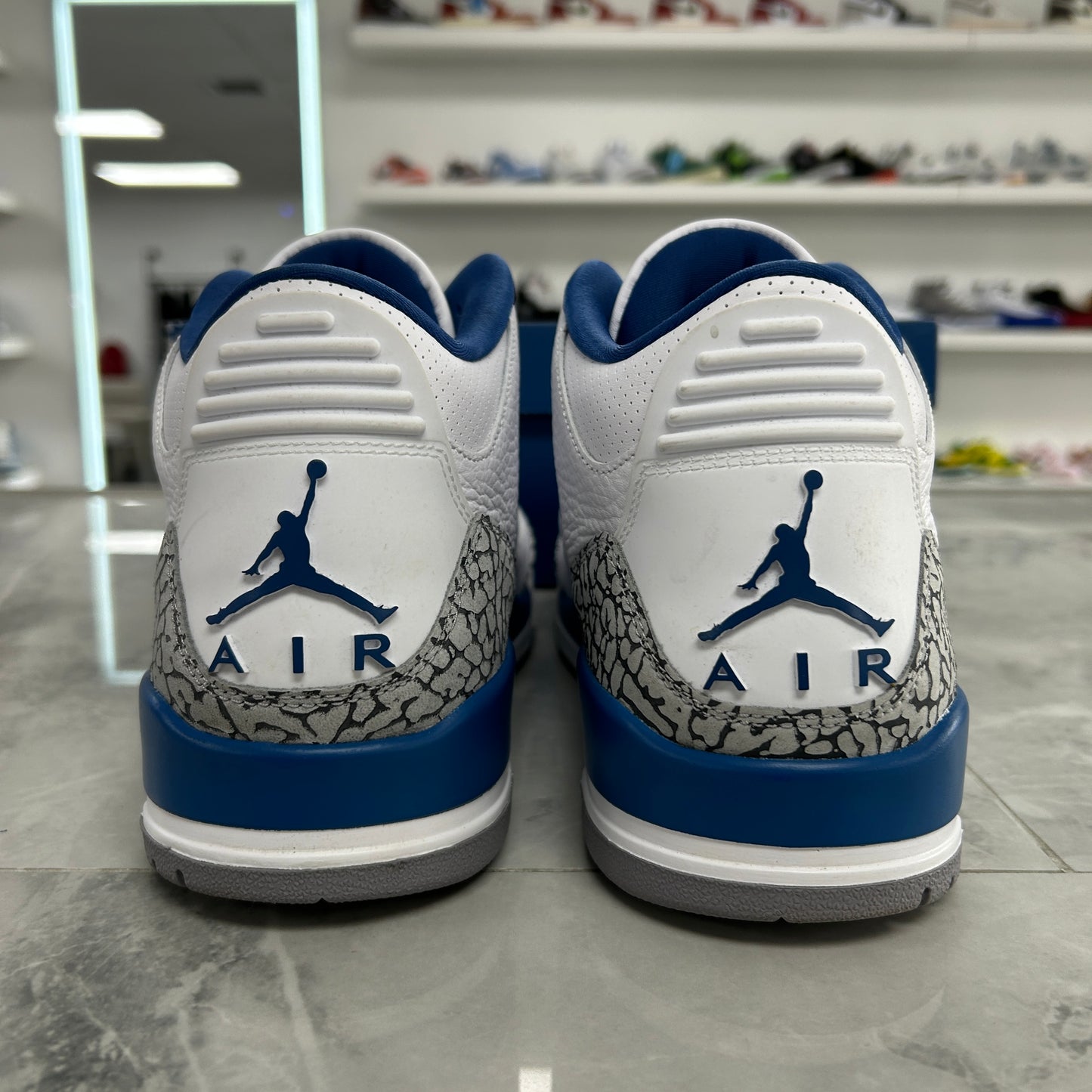 Air Jordan 3 Retro Washington
Wizards (Used)