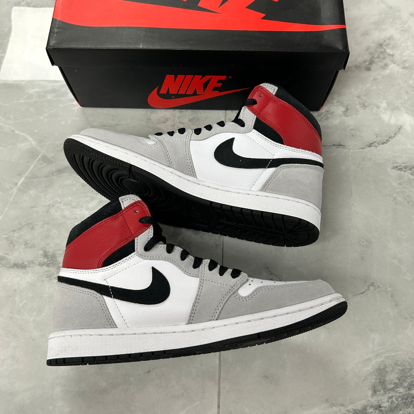 Jordan 1 Retro High Light Smoke Grey (USED)