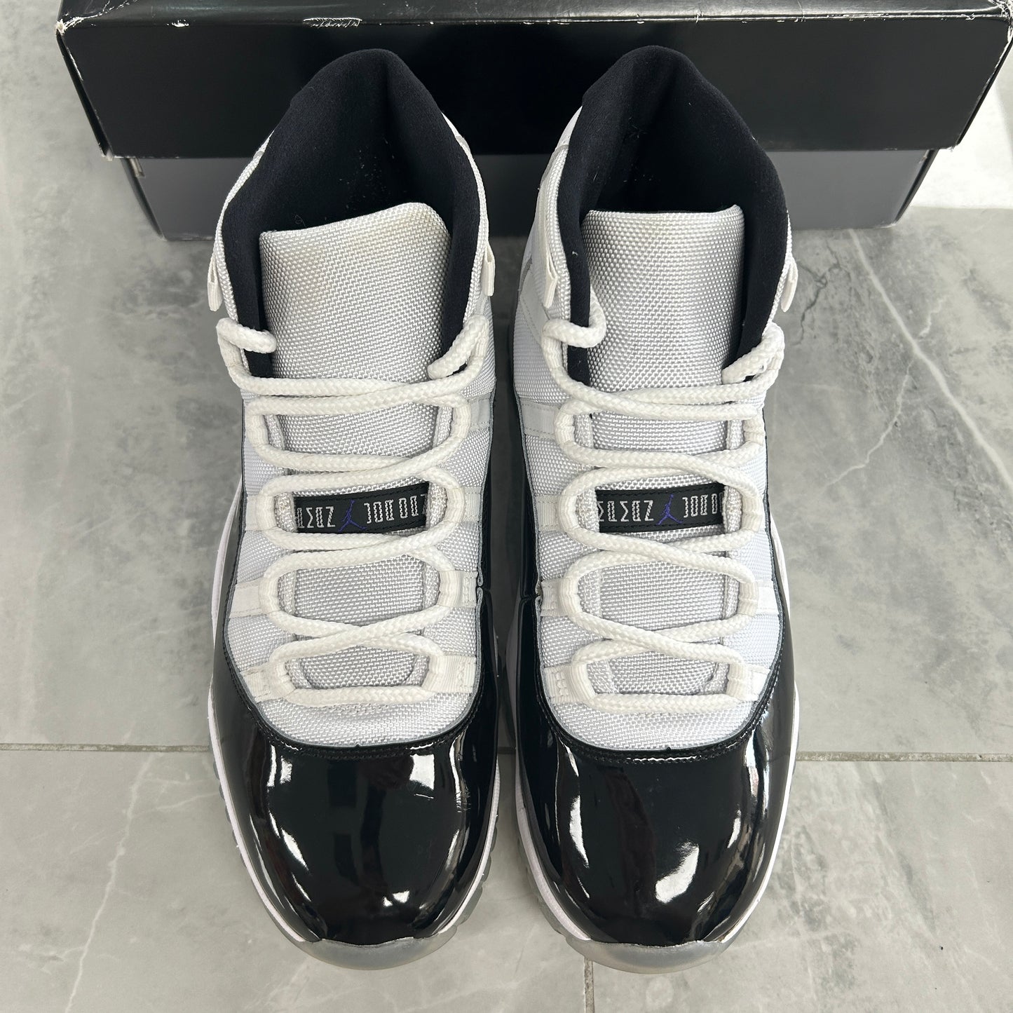 Jordan 11 Retro Concord (2018)(USED)