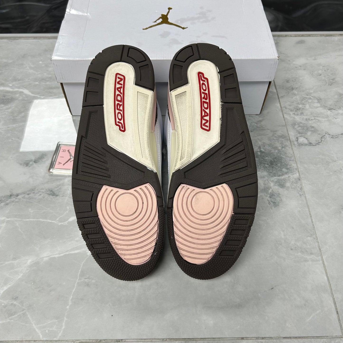 Jordan 3 Retro Neapolitan Dark Mocha (USED)