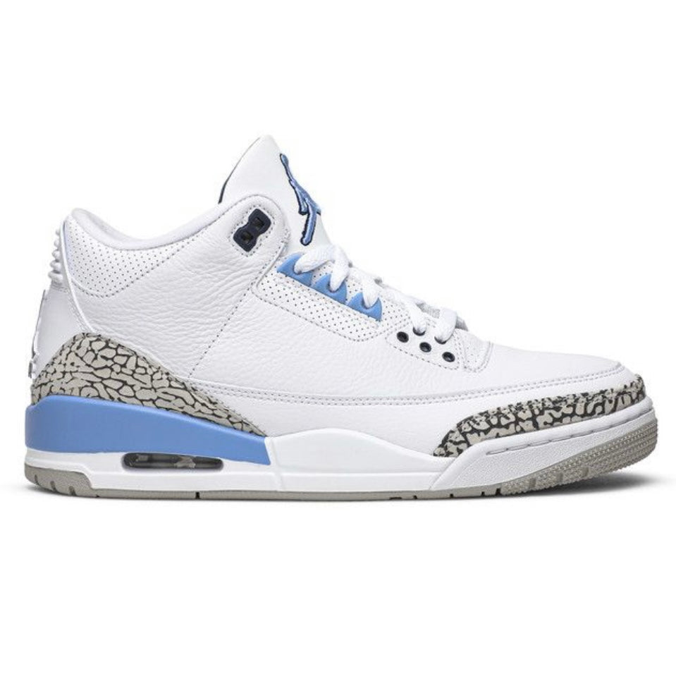 Air Jordan 3 Retro UNC