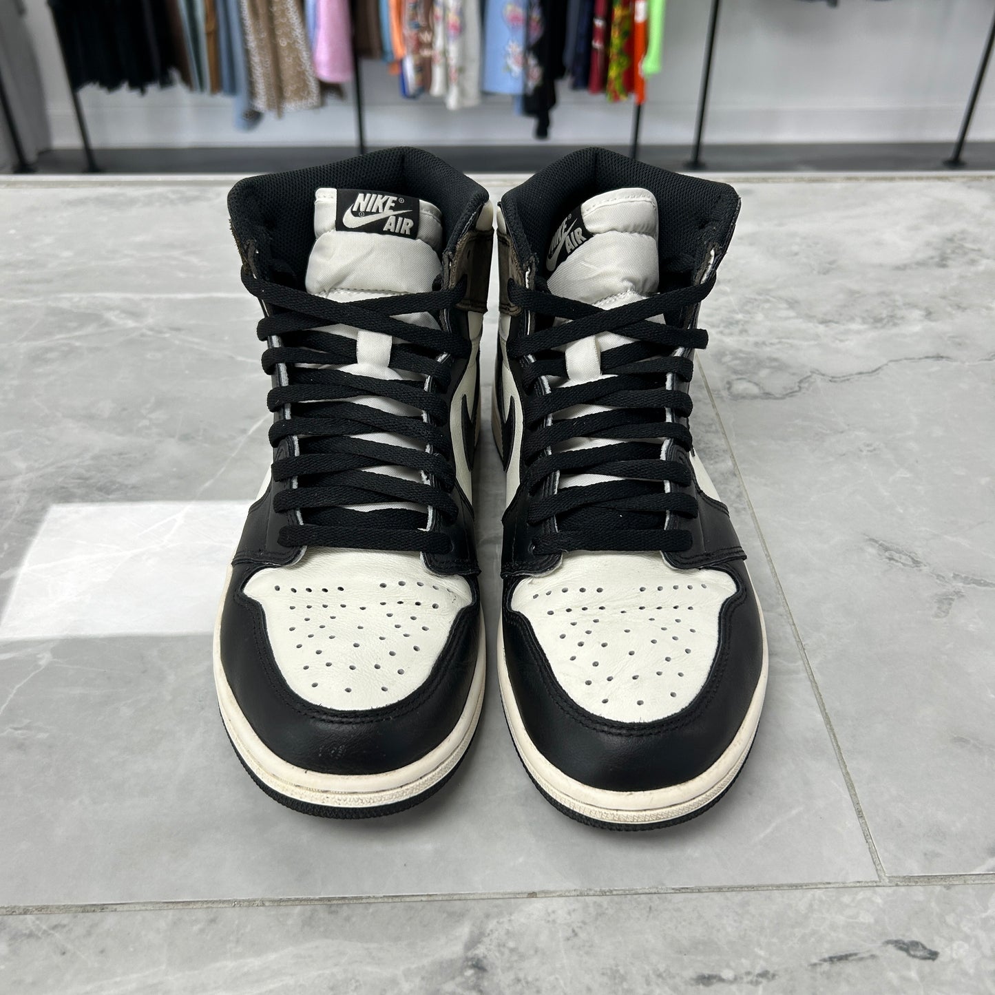 Jordan 1 Retro High Dark Mocha (USED)(NO BOX)