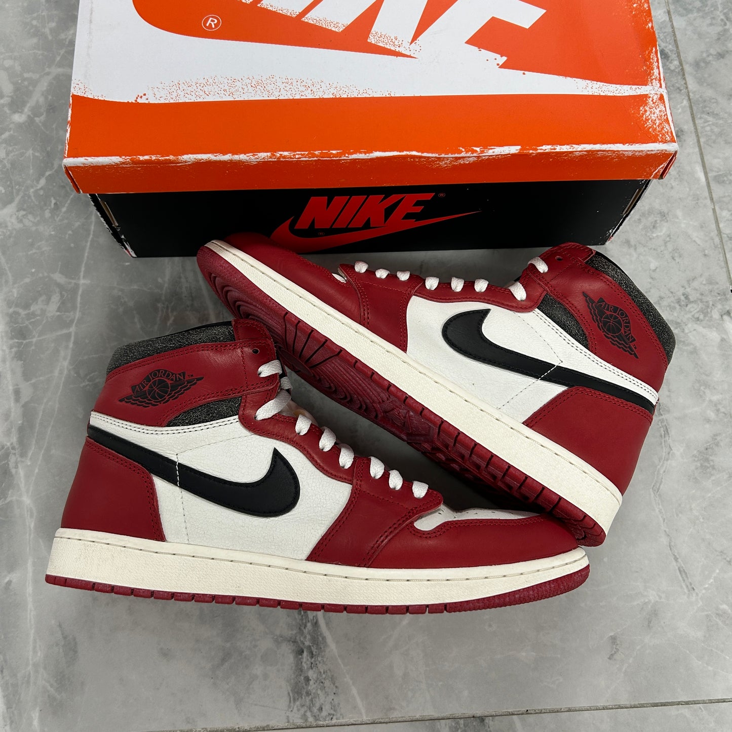 Jordan 1 Retro High OG Chicago Lost and Found (Used)