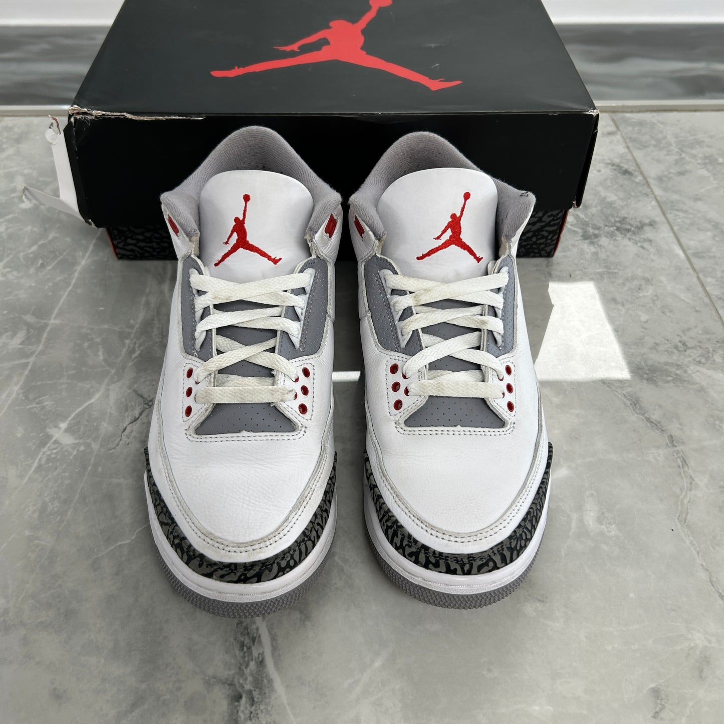 Air Jordan 3 Retro Fire Red 2022 (USED)