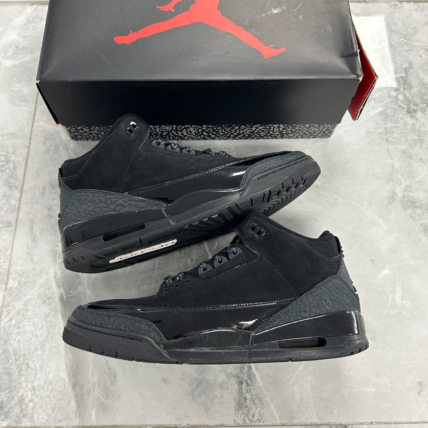 Air Jordan 3 Retro Black Cat 2025 (USED)