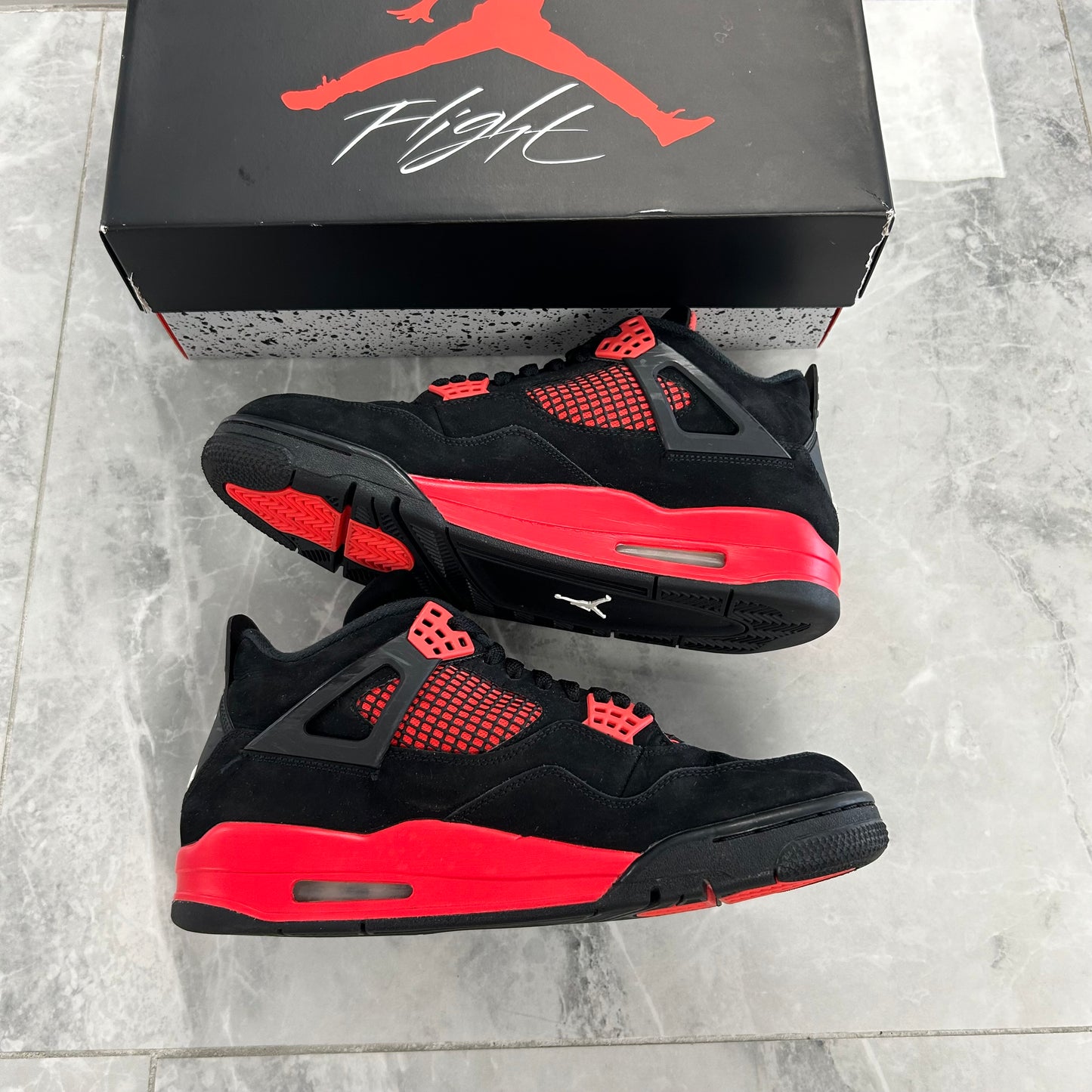 Jordan 4 Retro Red Thunder (USED)