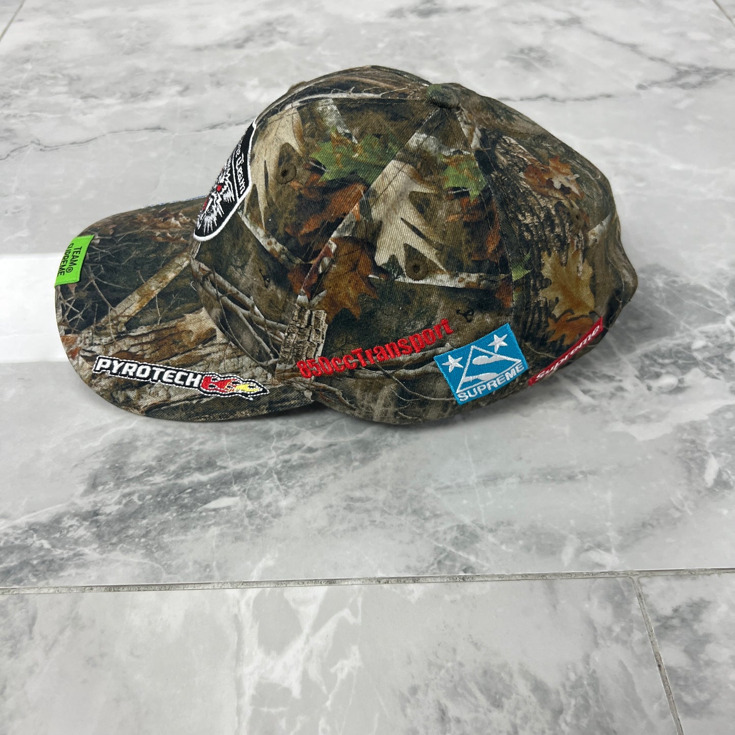 Supreme Racing Team 6-Panel
Camo