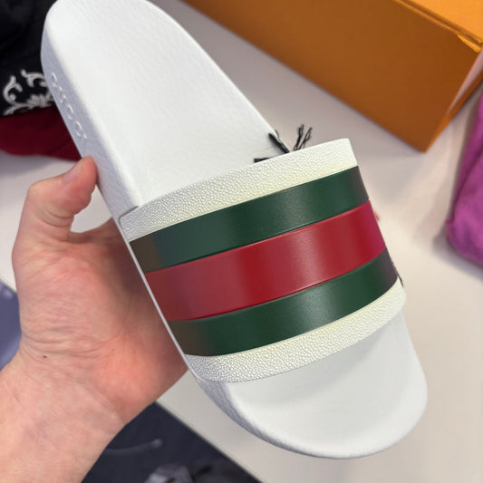 Gucci Pursuit Pool Slides White - view 2