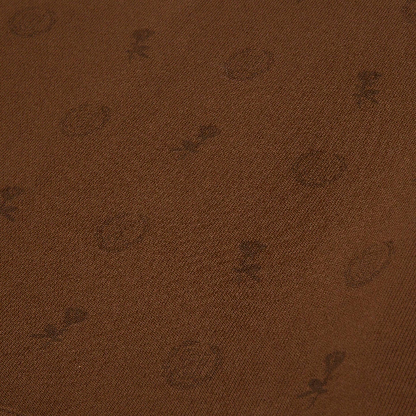 SUDADERA HTG RAW EDGE CON CAPUCHA-MARRÓN
