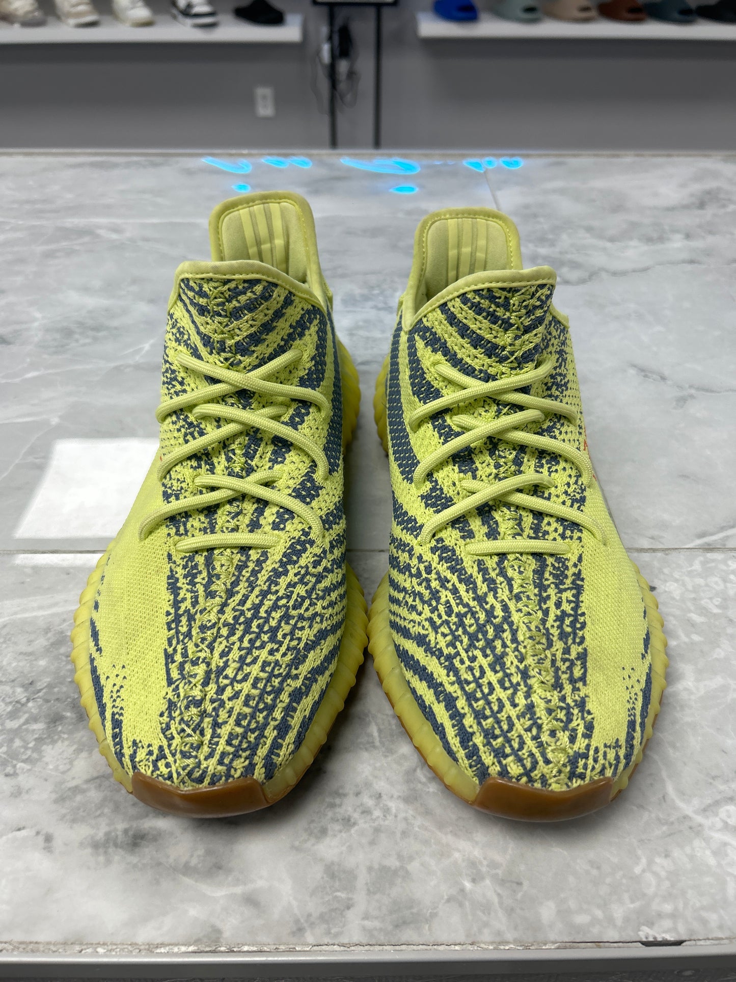 adidas Yeezy Boost 350 V2 Semi Frozen Yellow (USED NO BOX)