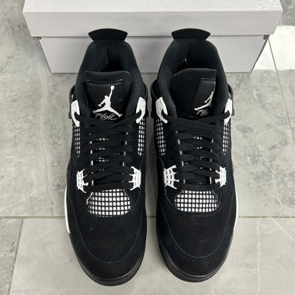Jordan 4 Retro White Thunder (Used)