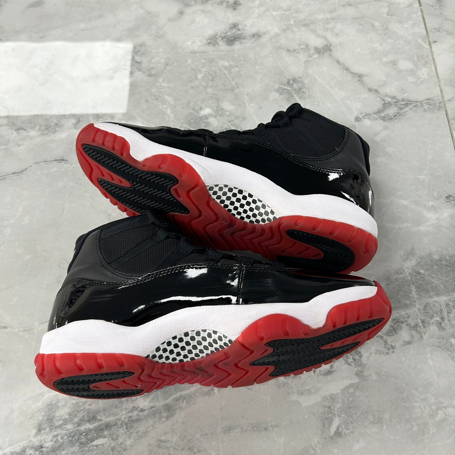 Air Jordan 11 Retro Bred 2019 (Used)(No Box)