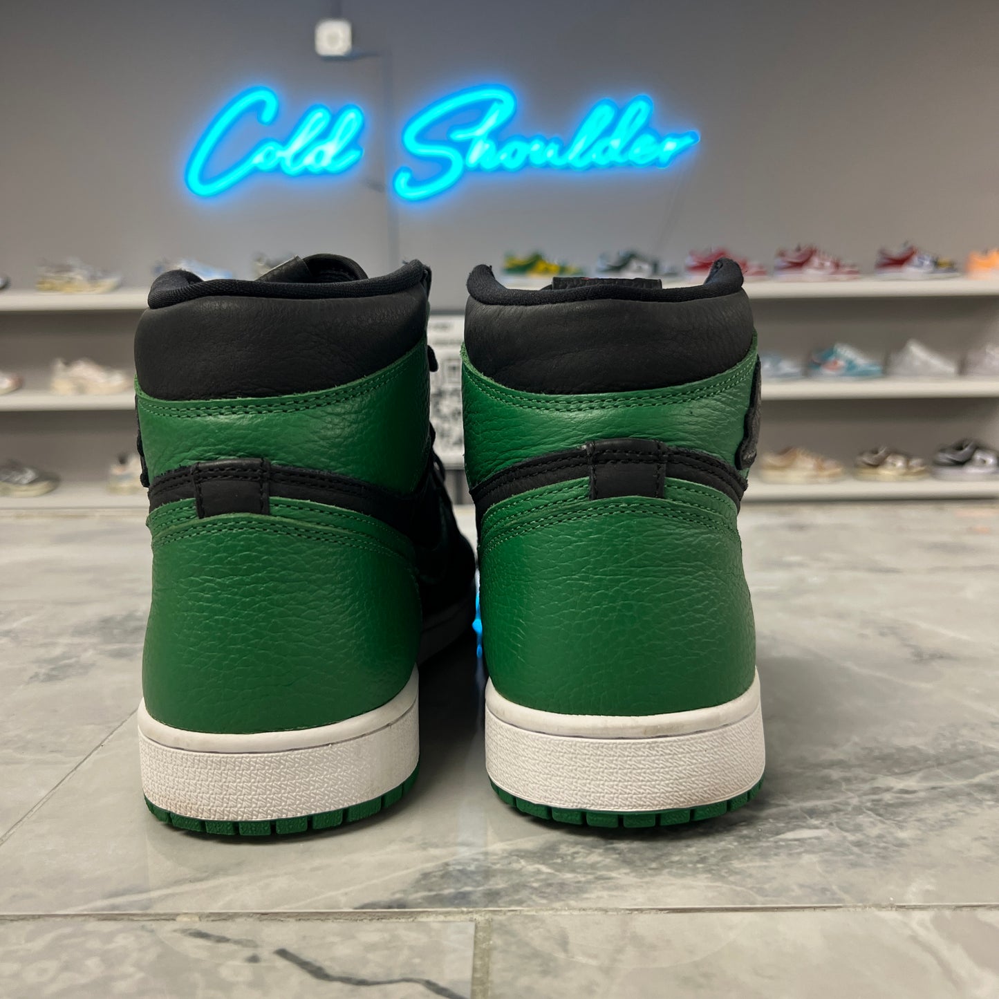 Jordan 1 Retro High Pine Green Black (Used)(No Box)