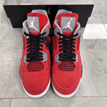 Jordan 4 Retro Toro Bravo (2026) (USED)