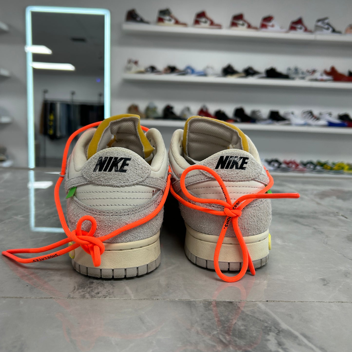 Nike Dunk Low Off-White Lot 11 (Used)(No Box)