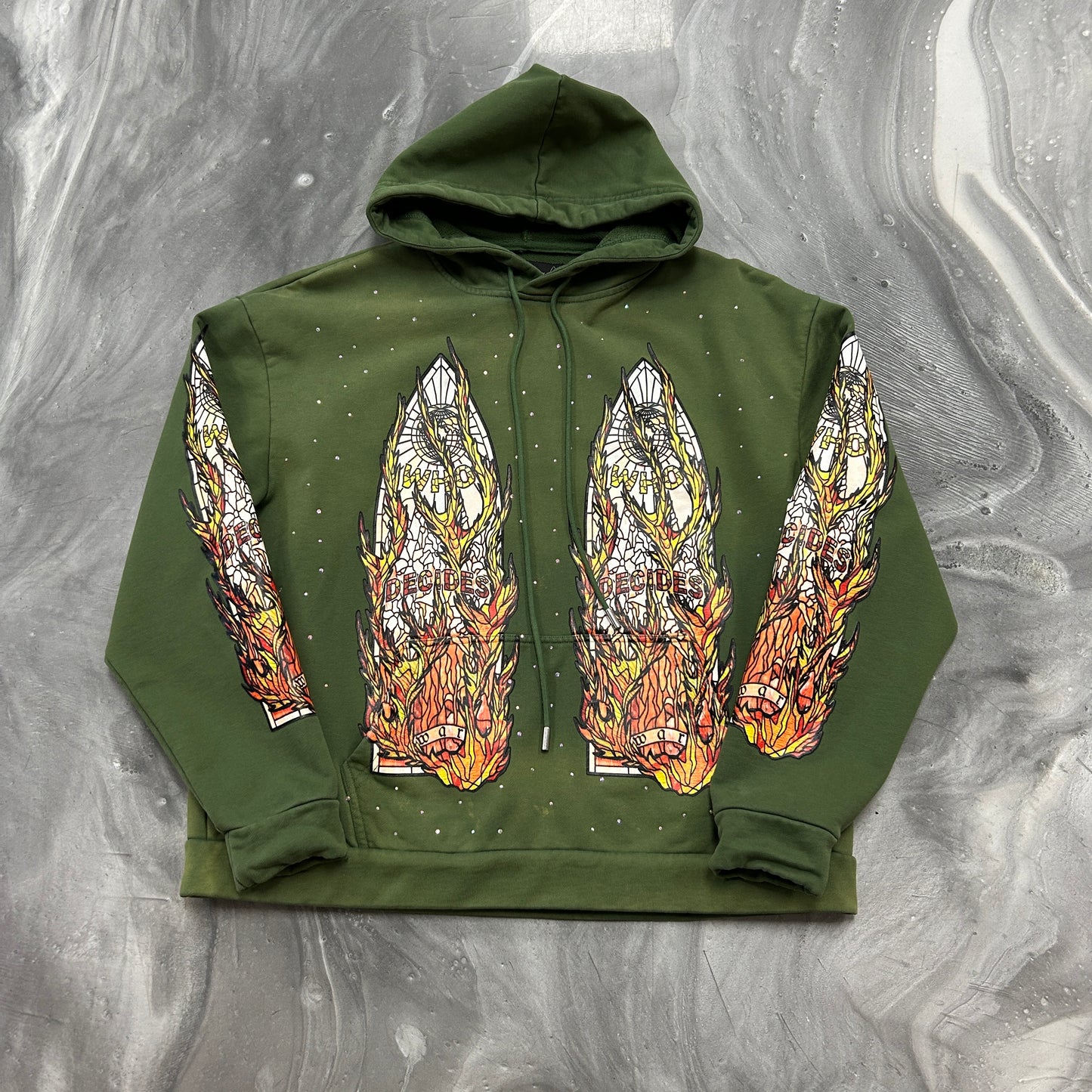 Who Decides War Flame Glass
Hooded Pullover Green