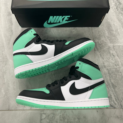 Jordan 1 Retro High OG Green Glow (USED)