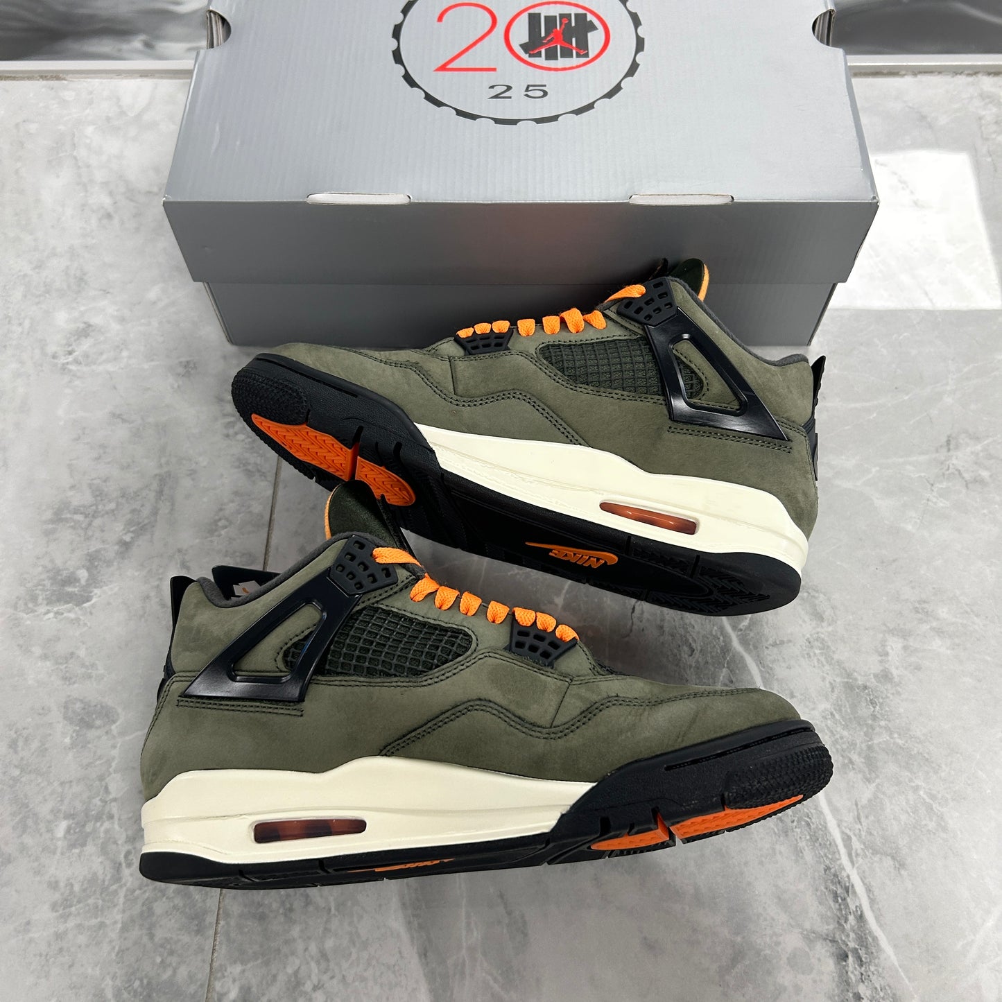 Jordan 4 Retro OG SP Undefeated (2025) (USED)