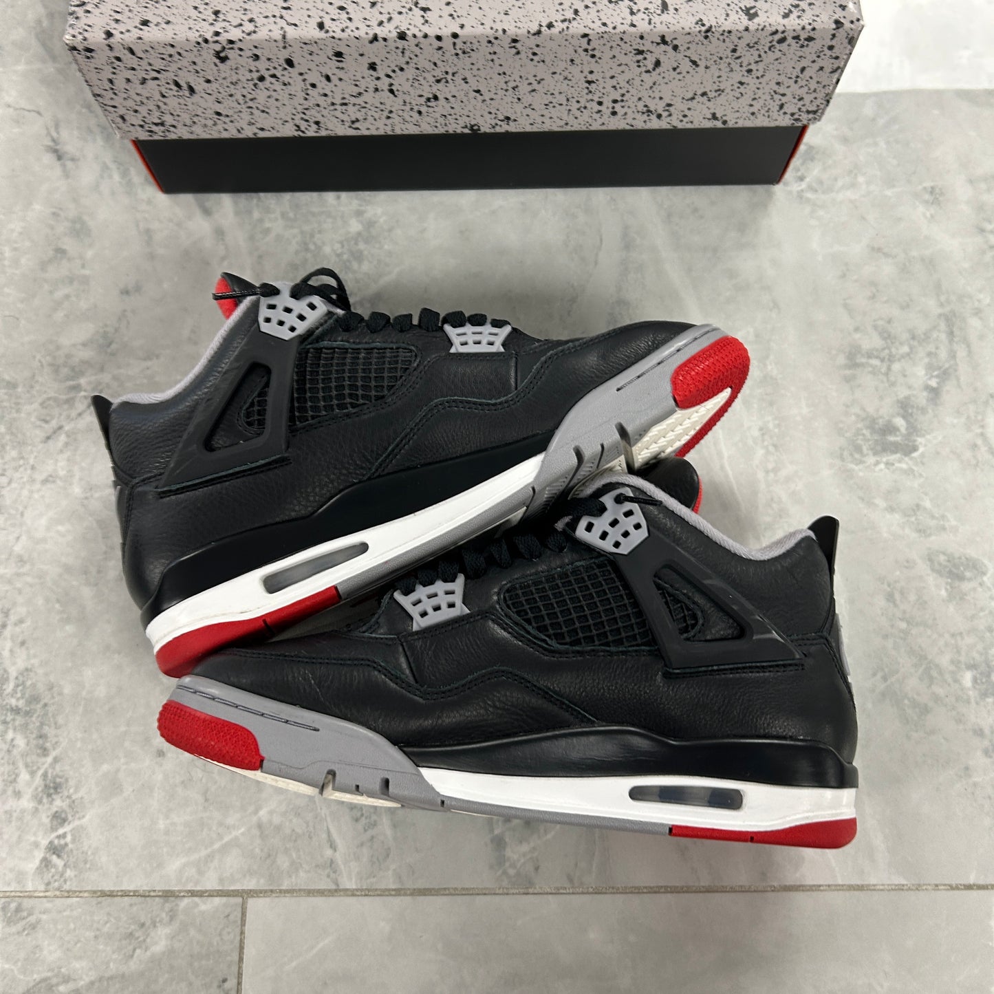 Jordan 4 Retro Bred Reimagined (USED)