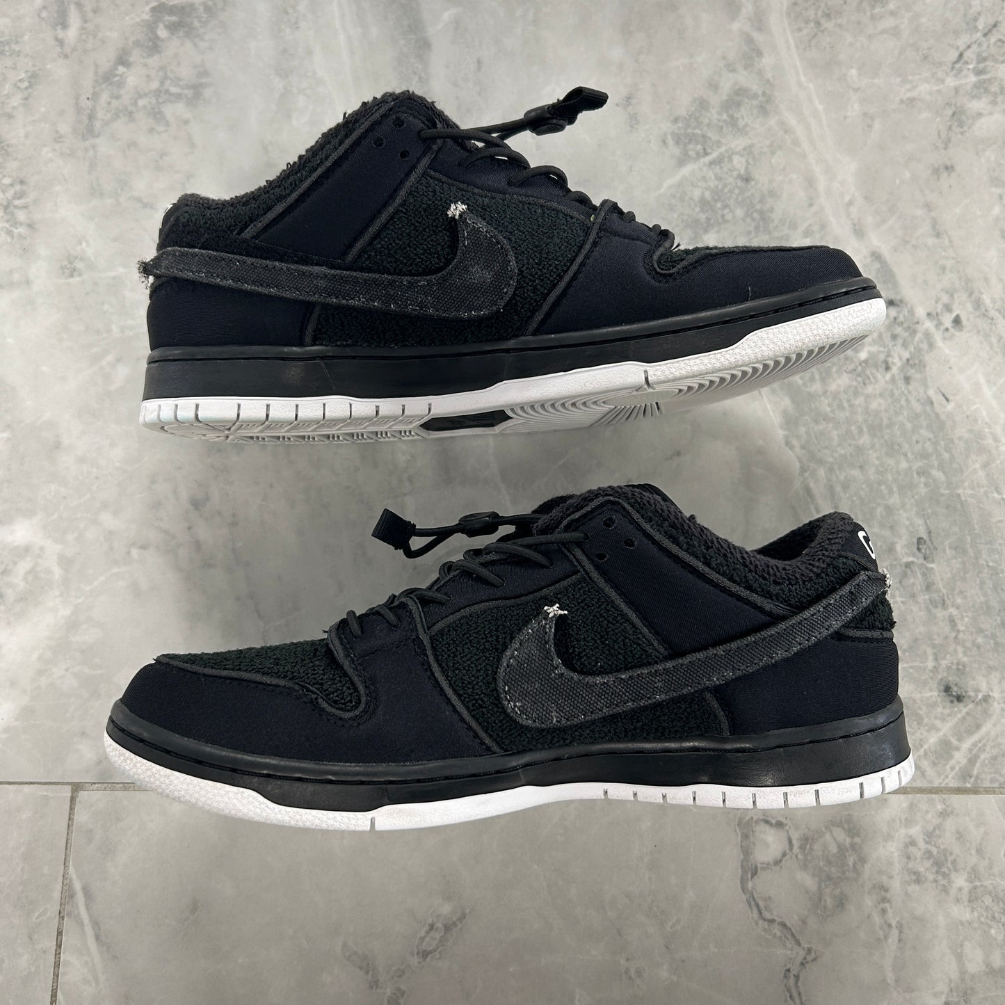 Nike SB Dunk Low Gnarhunters (USED NO BOX)
