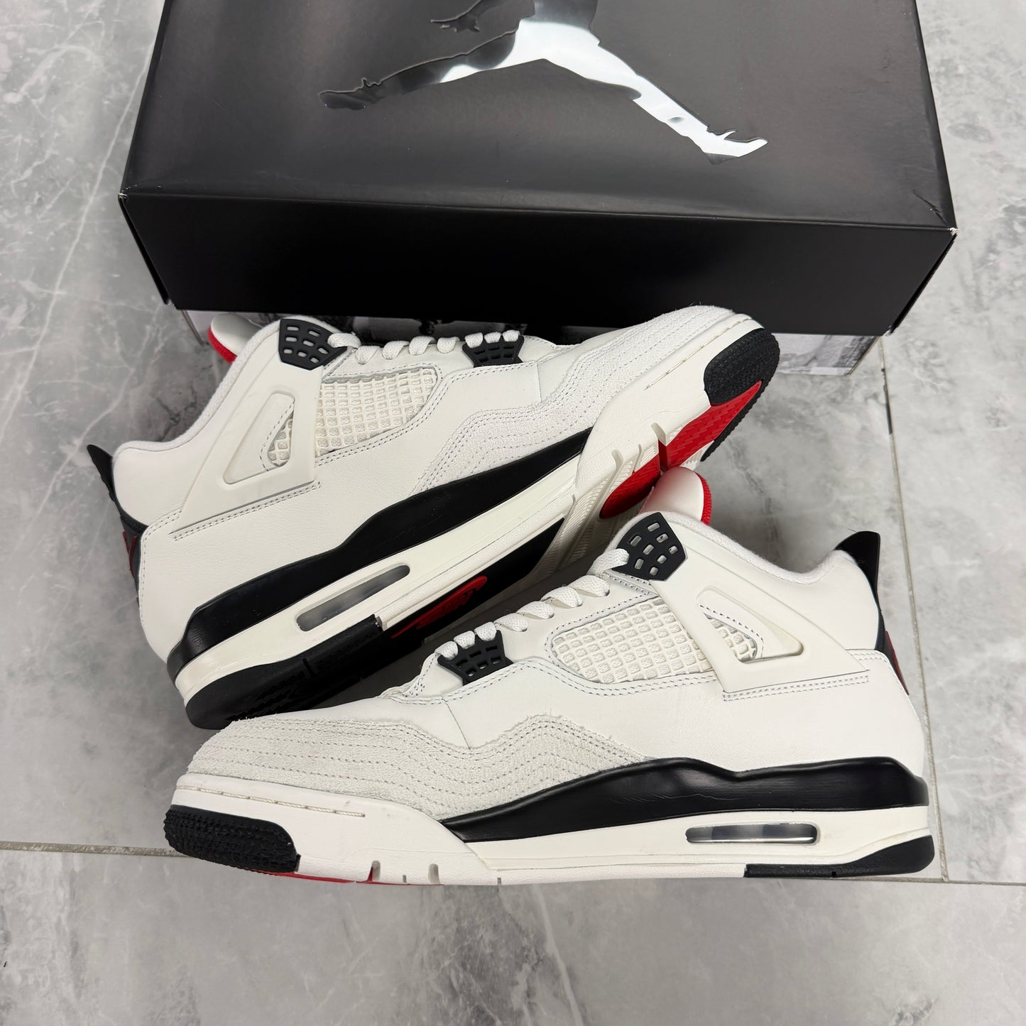 Jordan 4 Retro Flight Club (USED)