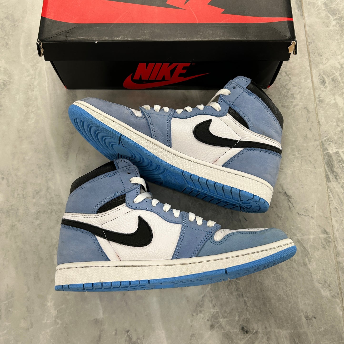 Jordan 1 Retro High OG University Blue (USED)