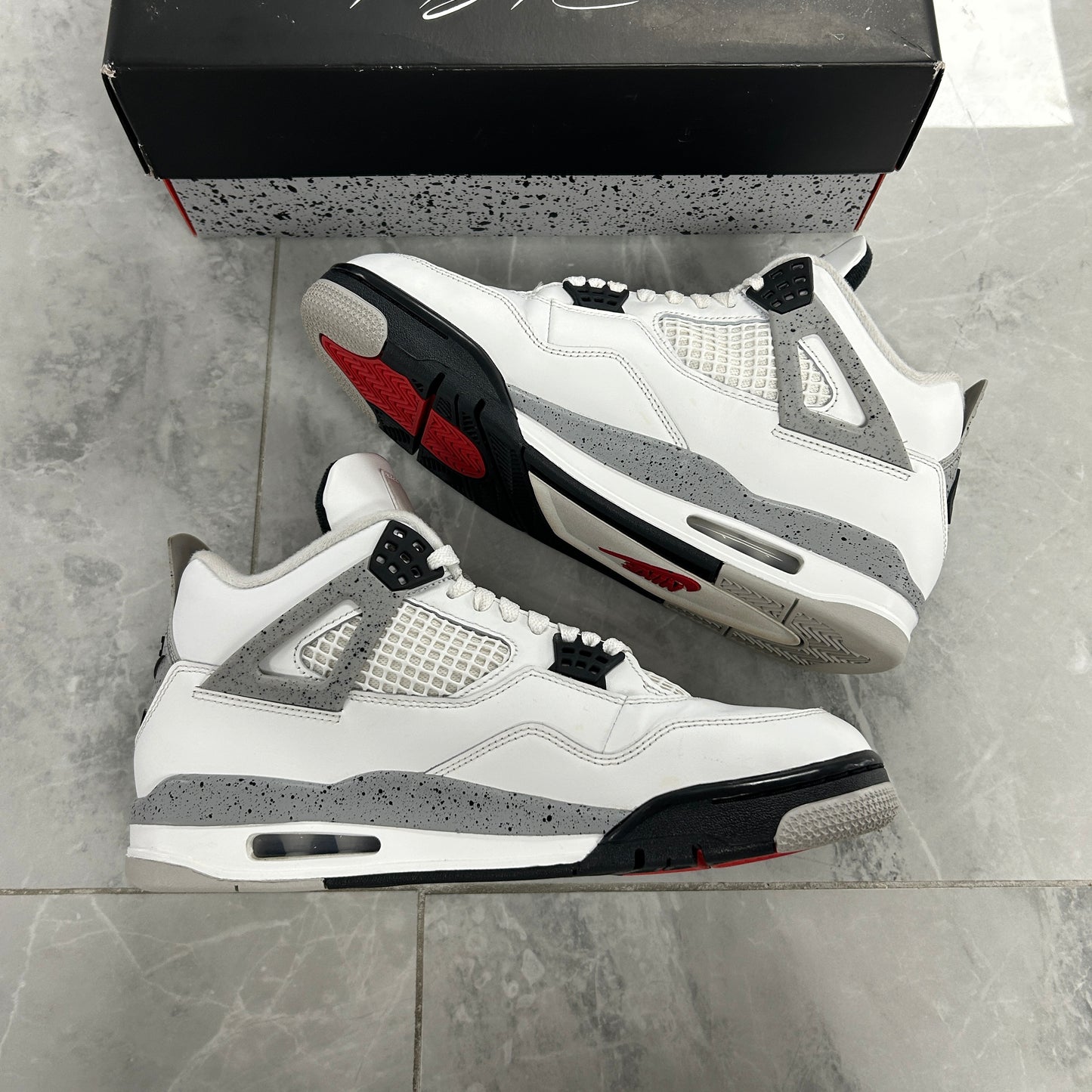 Jordan 4 Retro OG White Cement (2025) (USED)