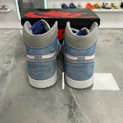 Air Jordan 1 Retro High OG Hyper Royal (USED)