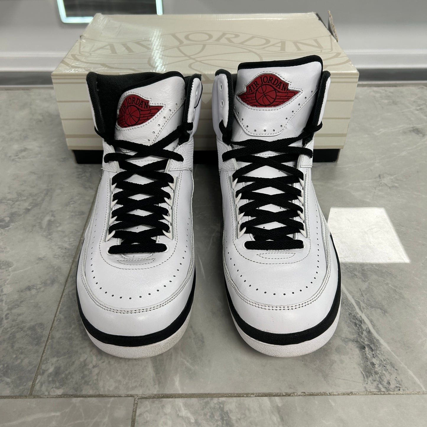 Jordan 2 Retro OG Chicago (2022)(Used)