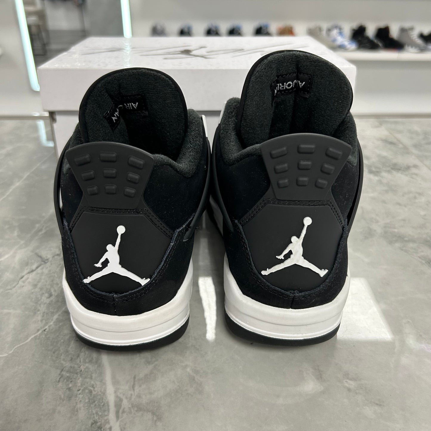 Jordan 4 Retro White Thunder - view 5