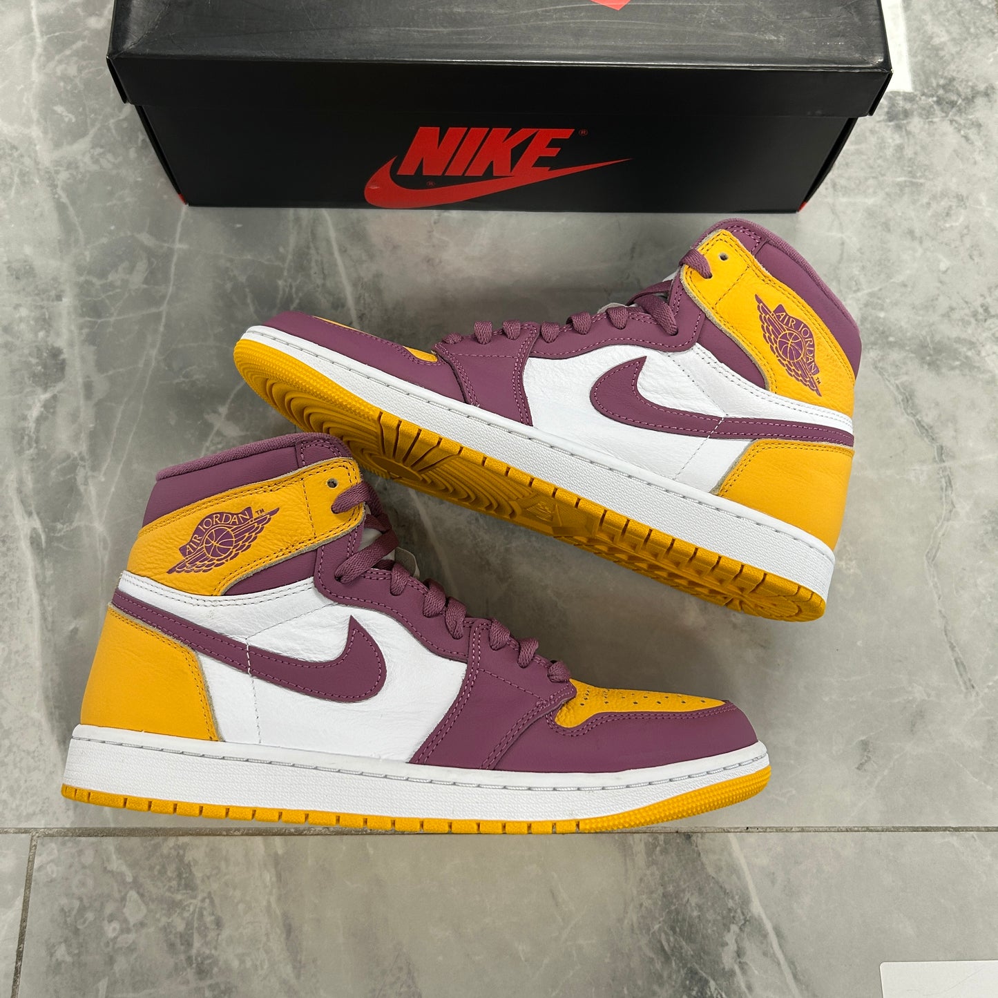 Jordan 1 Retro High OG Brotherhood (USED)