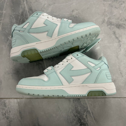 Off-White Out of Office White
Mint (USED NO BOX)