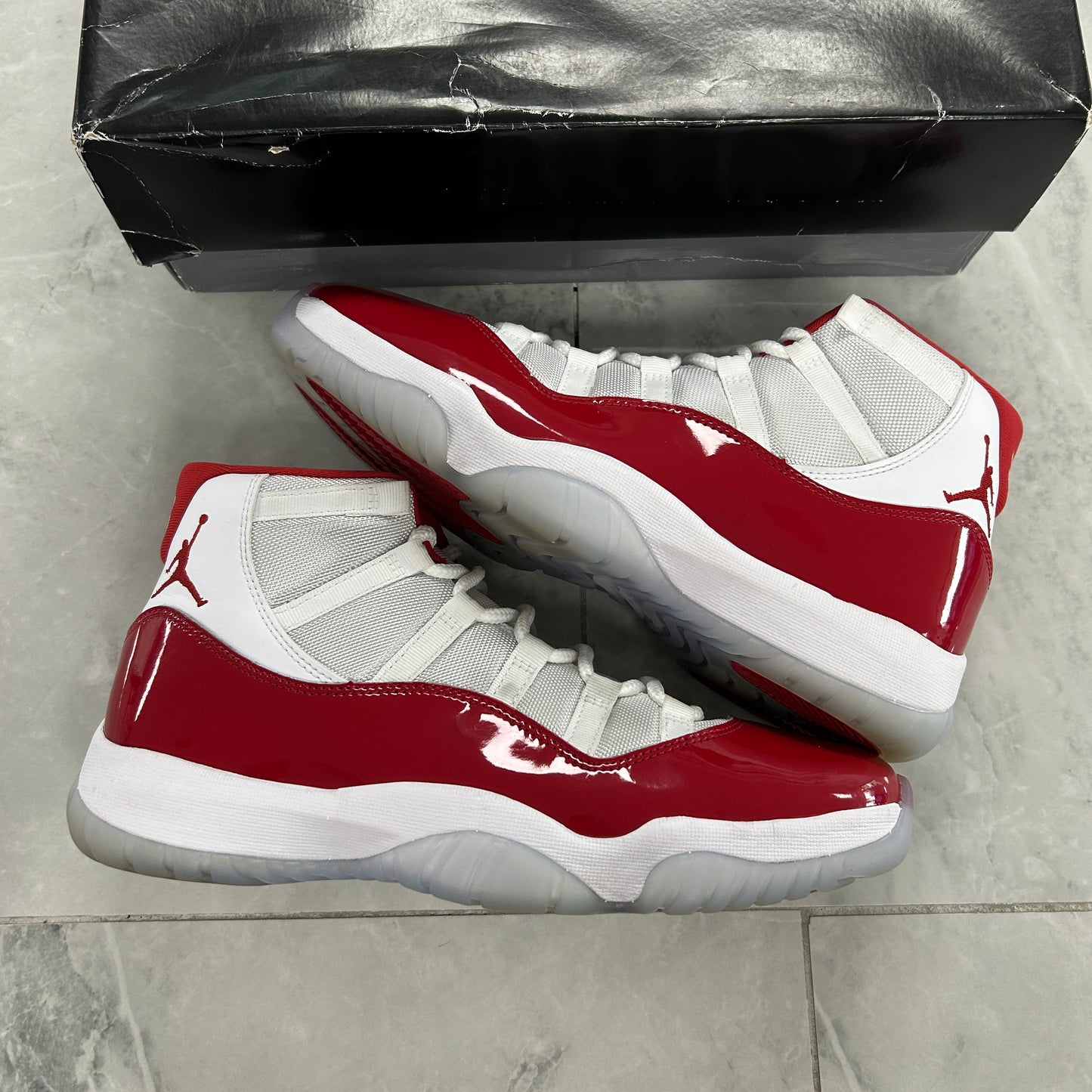 Air Jordan 11 Retro Cherry (USED)