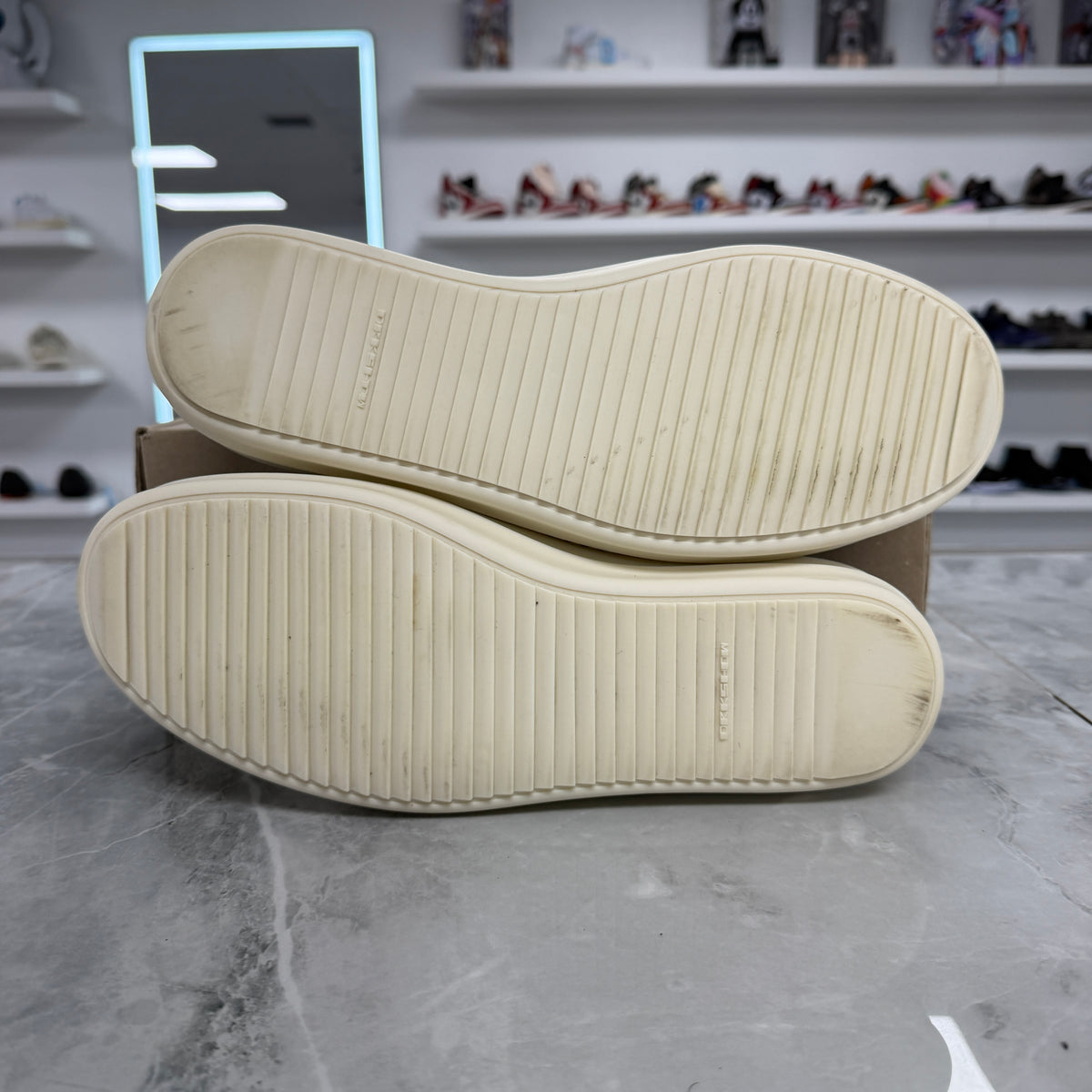 Rick Owens DRKSHDW Hollywood Vintage Low Dark Dust Milk - view 5