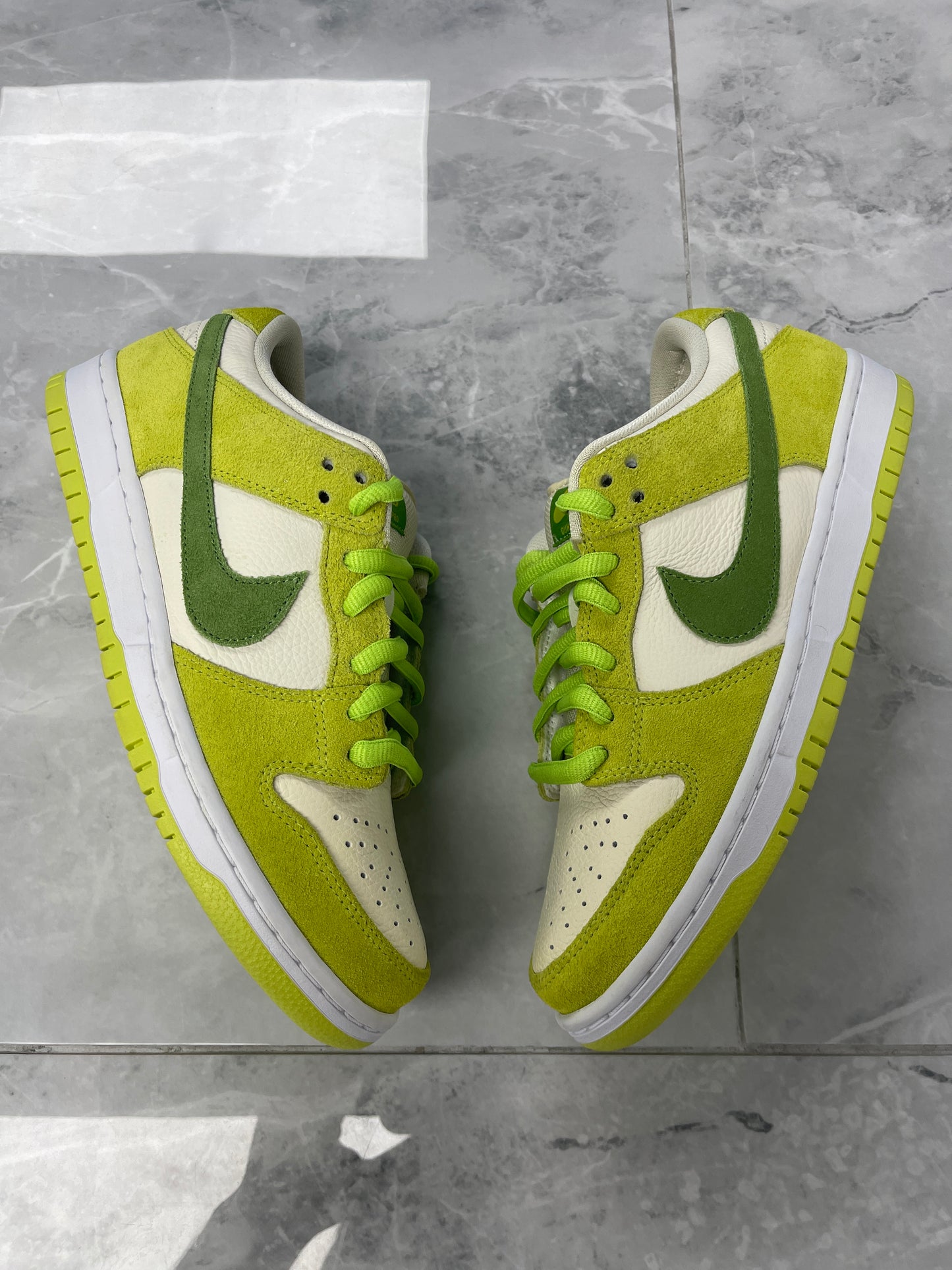 Nike SB Dunk Low Green Apple (USED) (NO BOX)