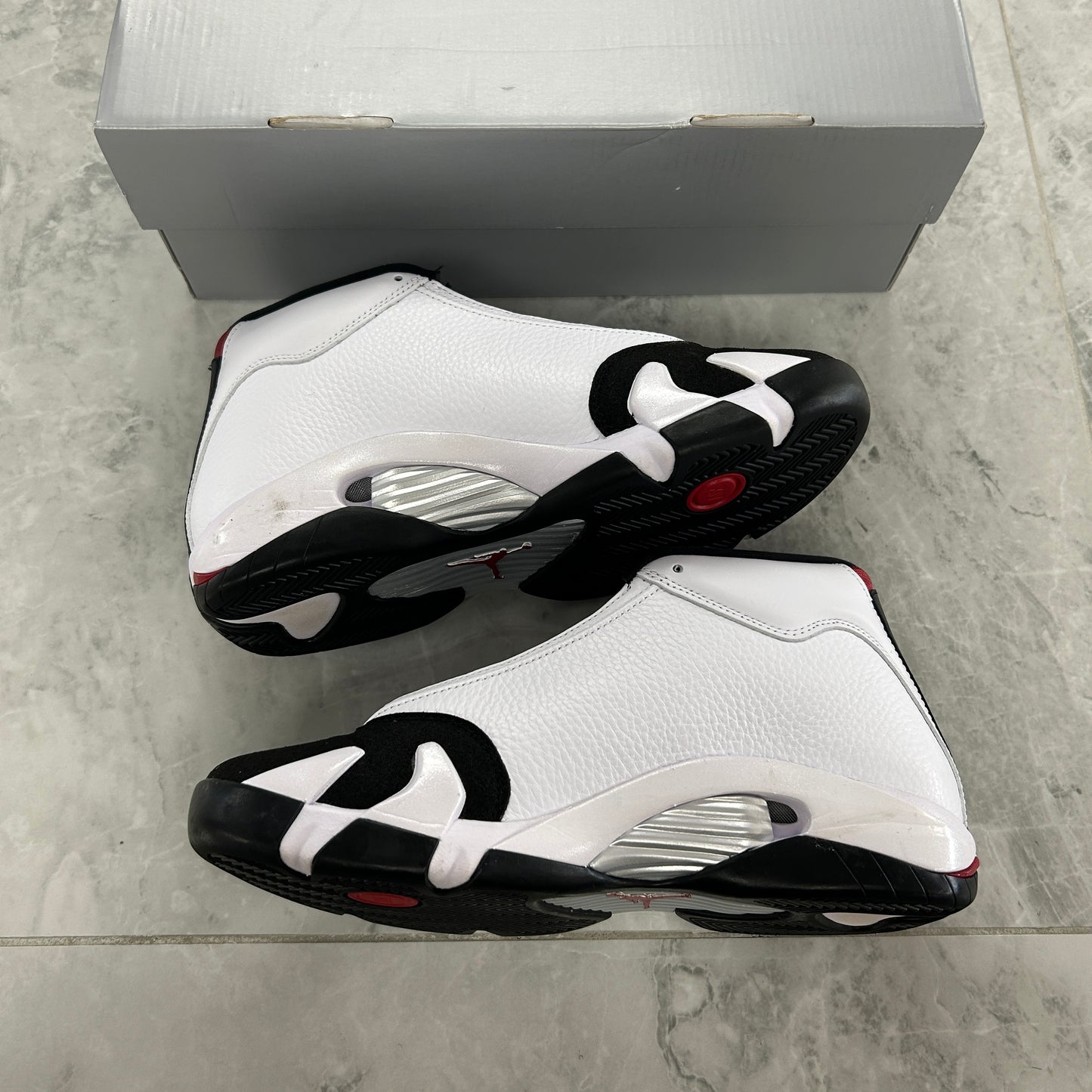 Air Jordan 14 Retro Black Toe 2024 (Used)