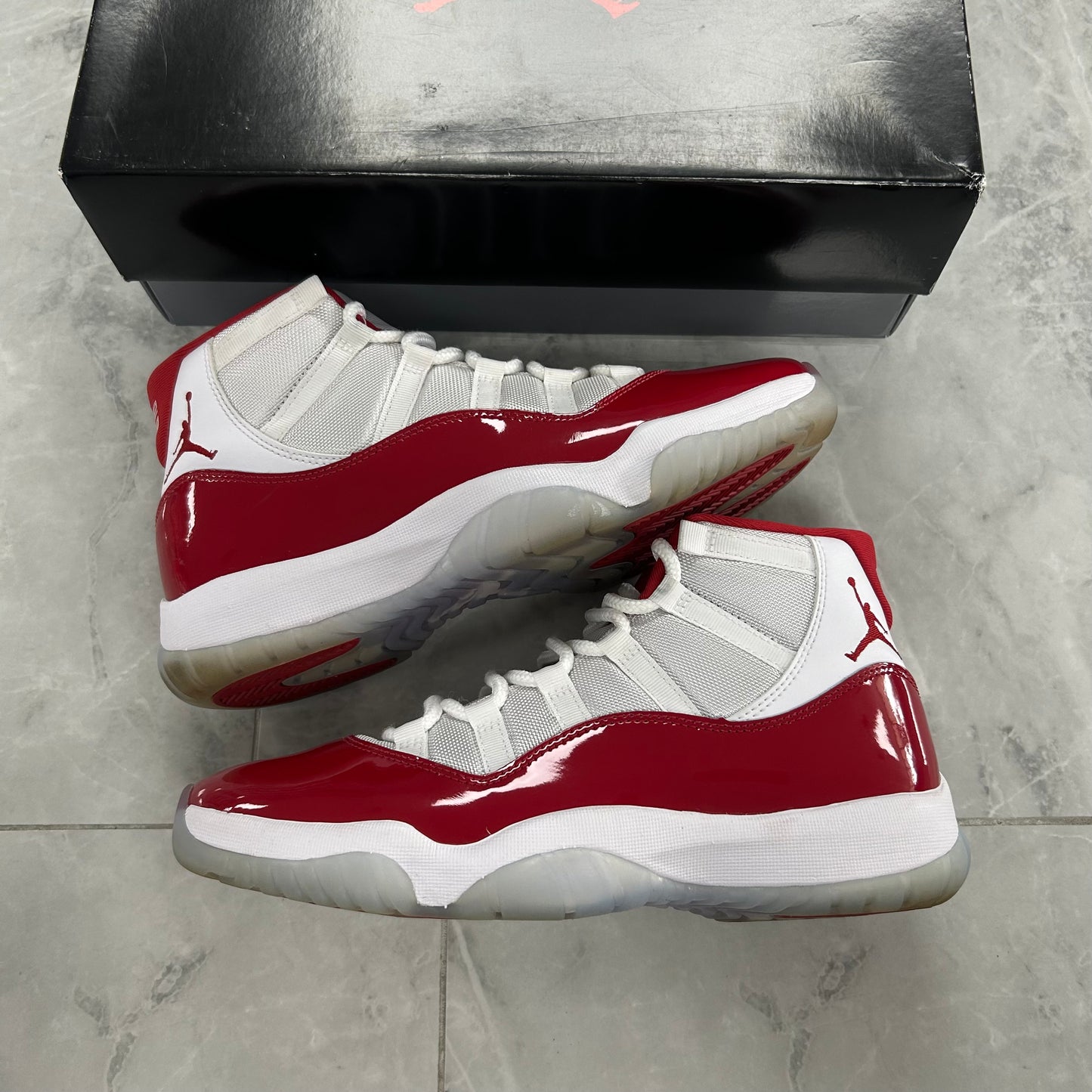 Jordan 11 Retro Cherry (2022) (USED)