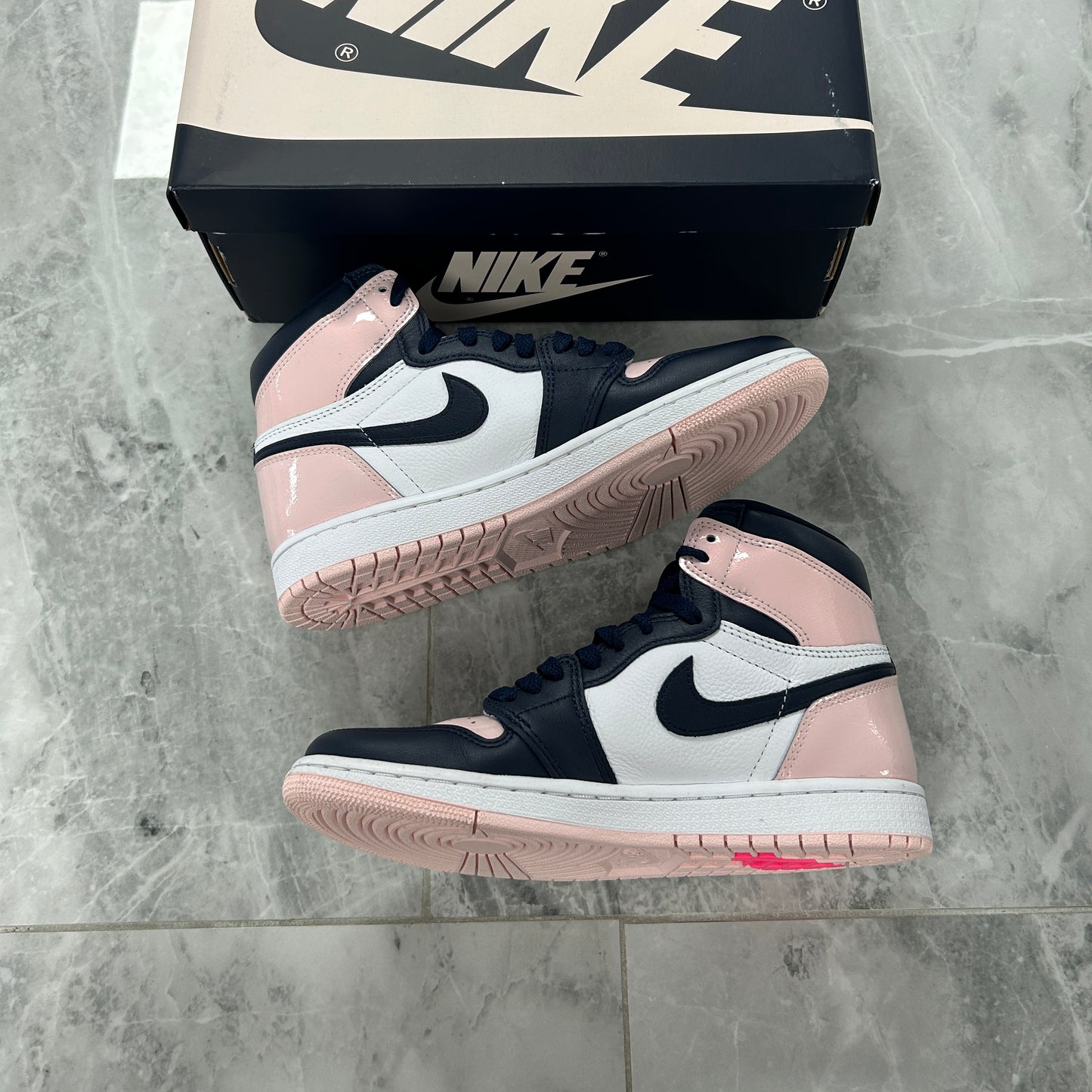 Jordan 1 Retro High OG Atmosphere (USED)