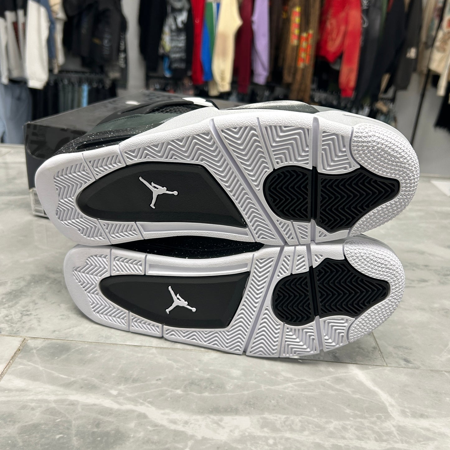 Jordan 4 Retro Fear (2024) (USED)