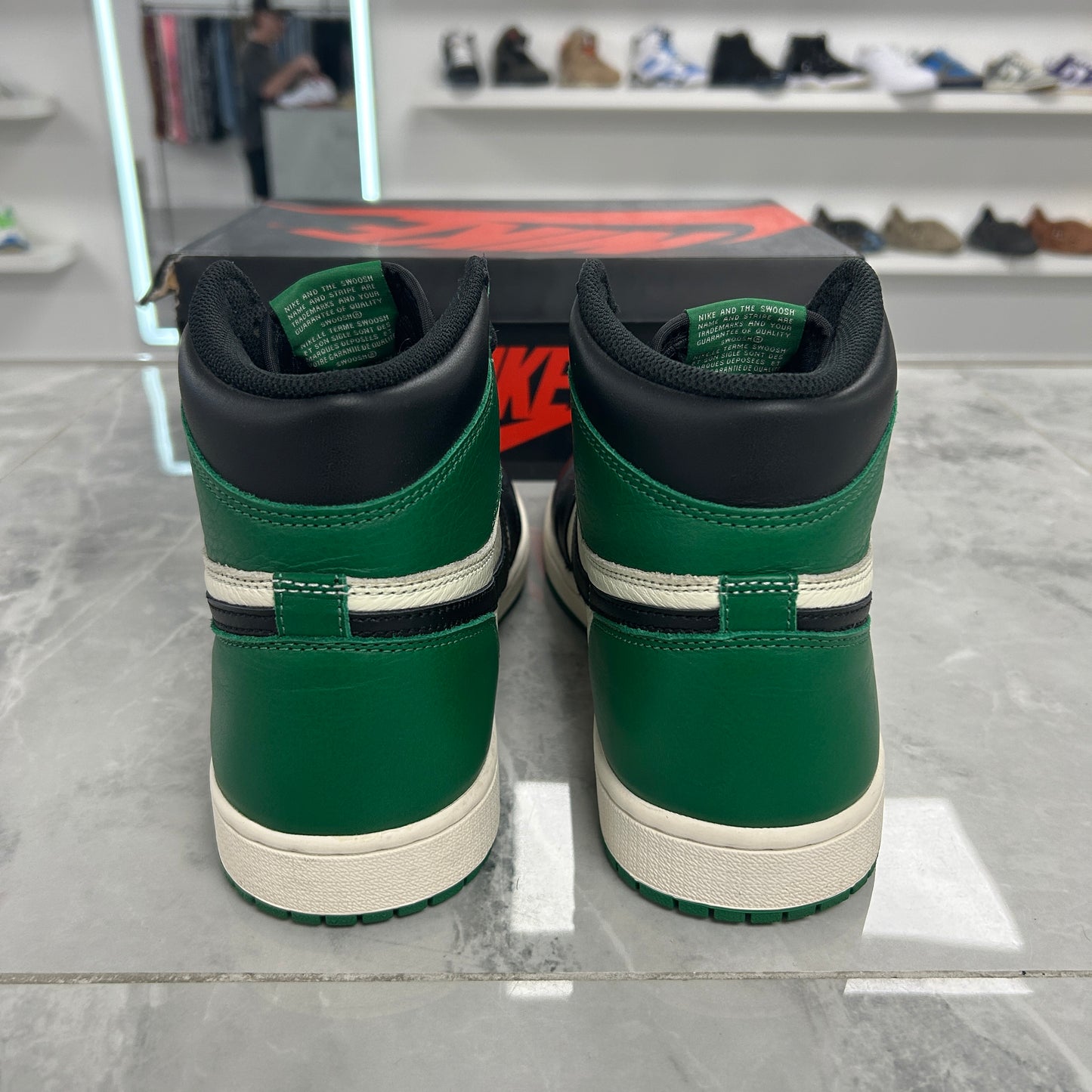 Air Jordan 1 Retro High OG Pine Green (Used)