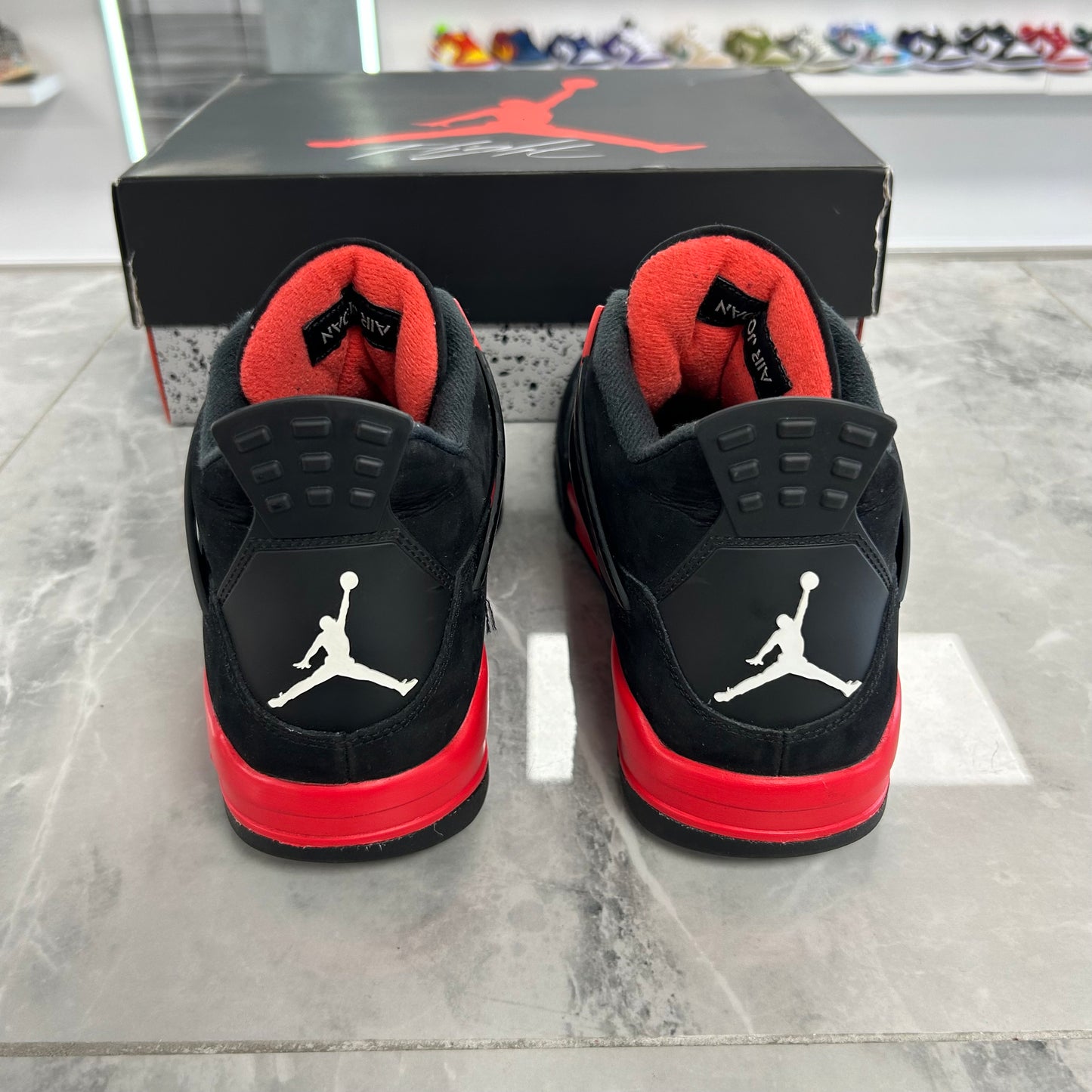 Jordan 4 Retro Red Thunder (USED)